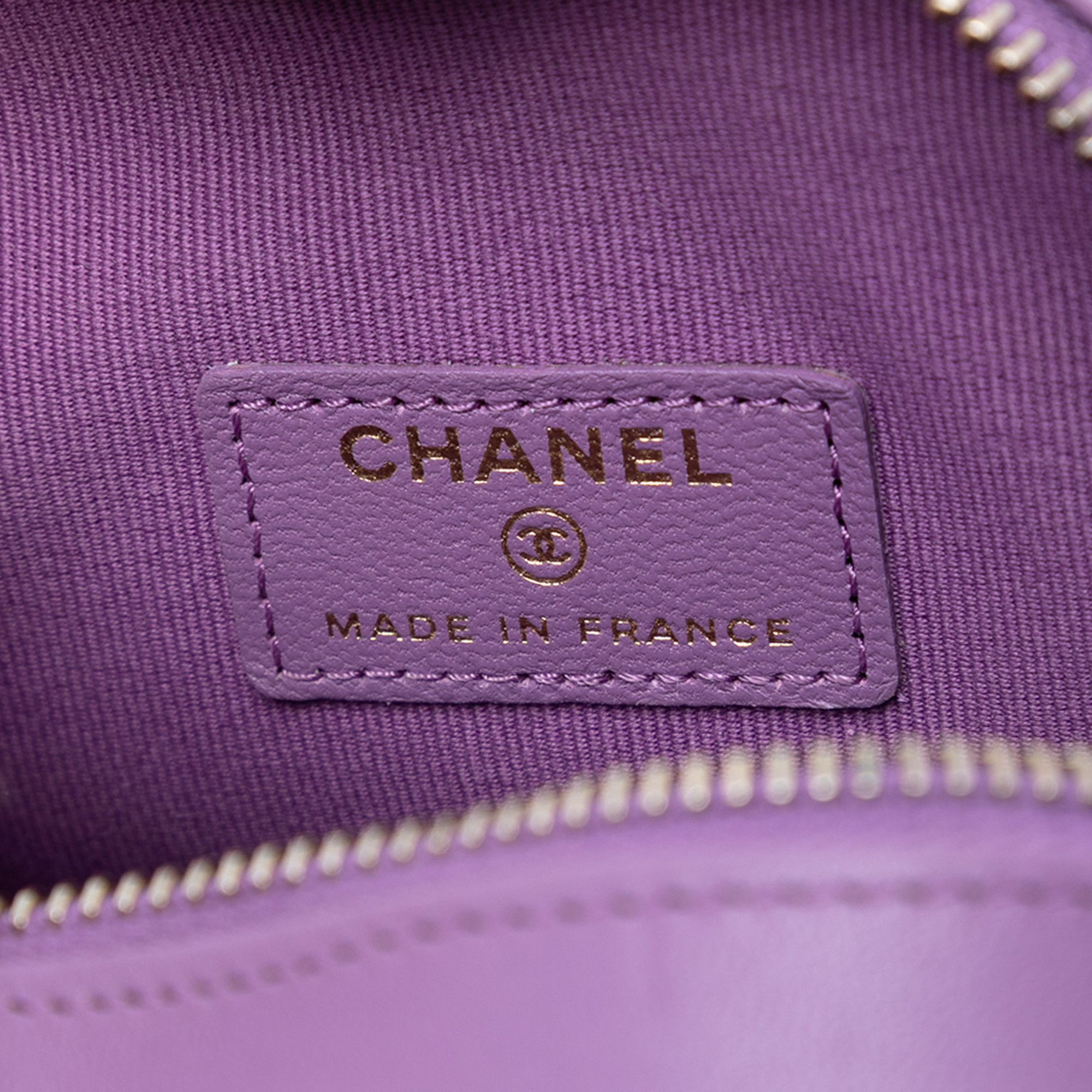 Chanel Chanel Mini Lambskin CC in Love Heart Crossbody Size ONE SIZE - 5 Thumbnail