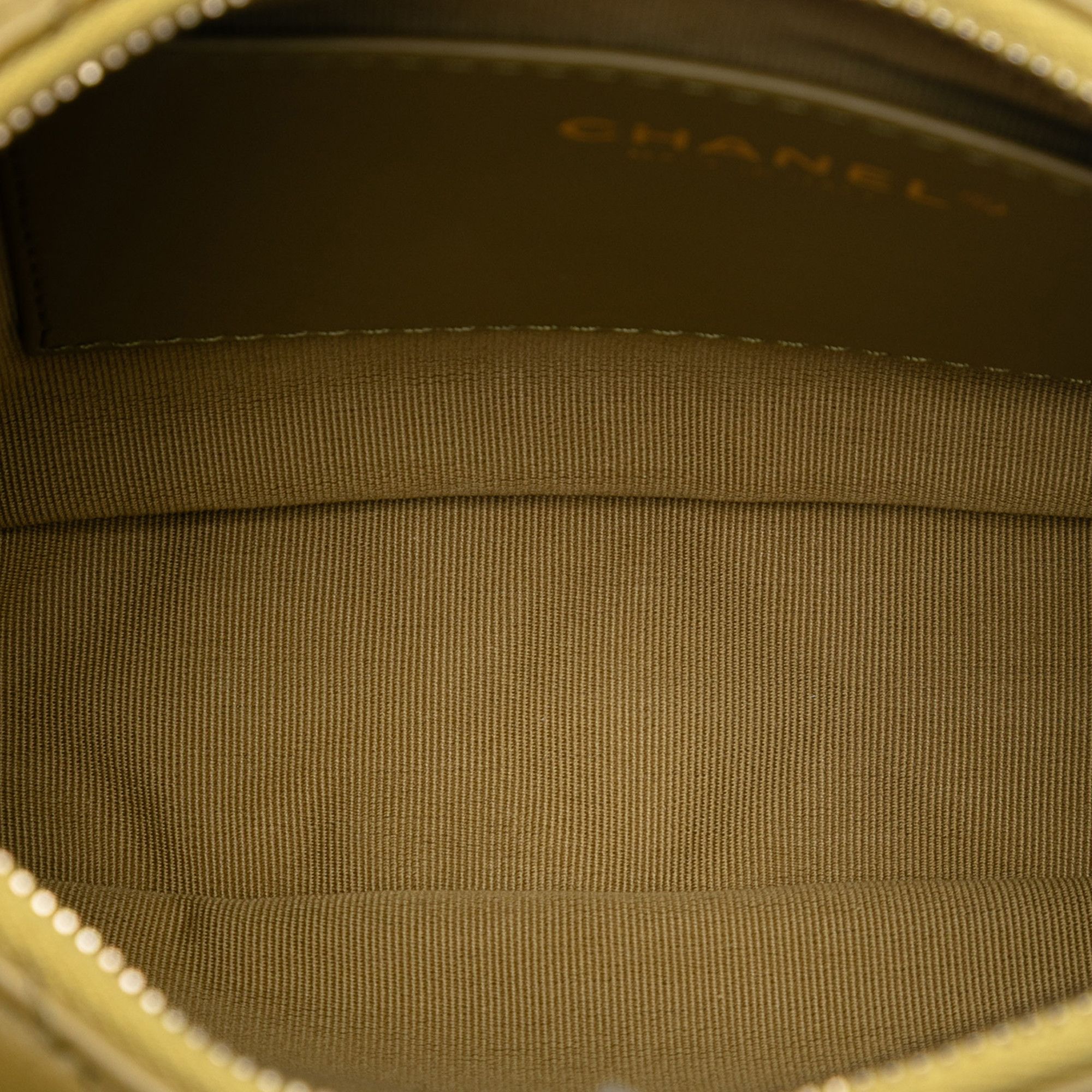 Chanel Chanel Paris Dakar Quilted Lambskin Mixed Chain Hobo Size ONE SIZE - 4 Thumbnail