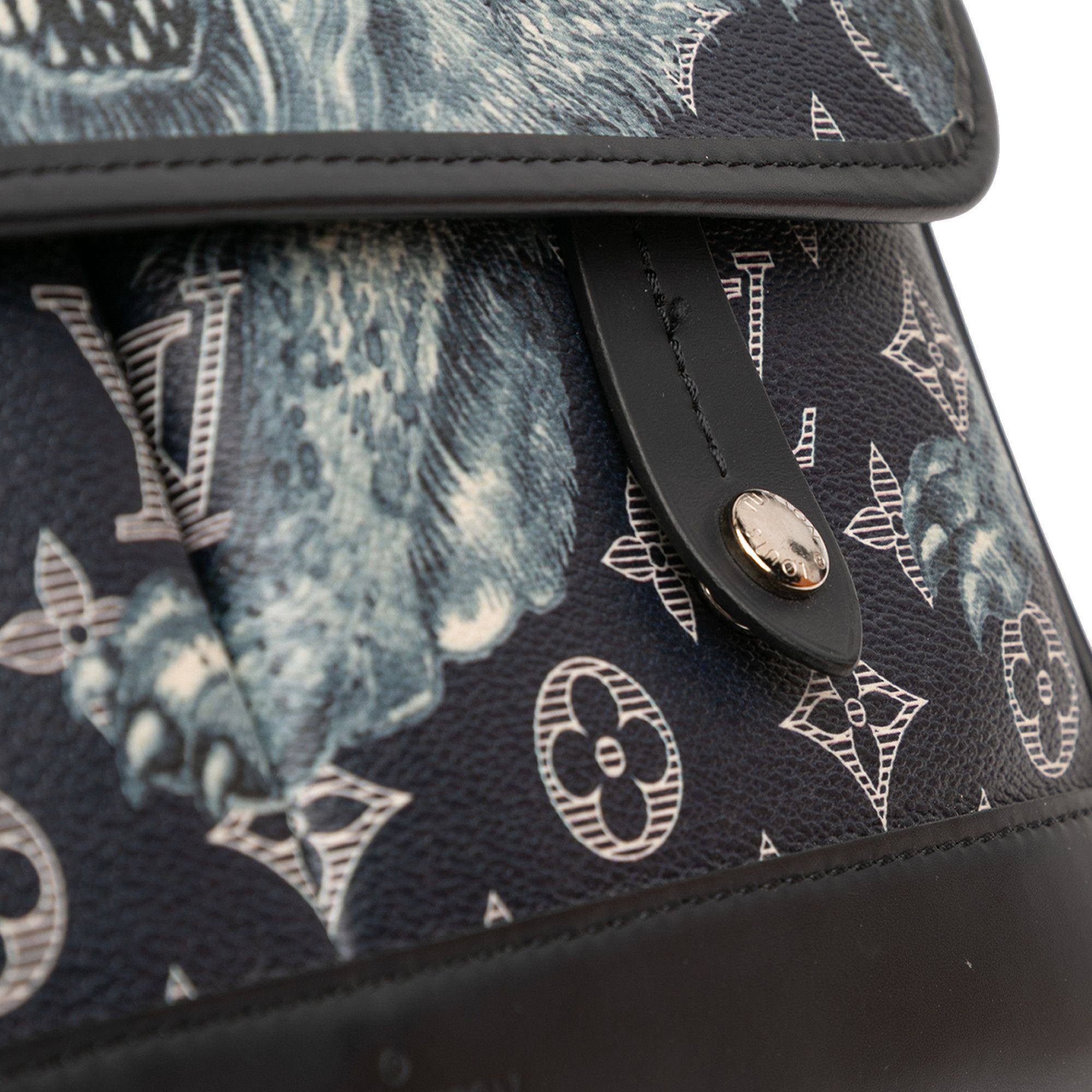 Louis Vuitton Louis Vuitton Chapman Brothers Monogram Savane Messenger PM Size ONE SIZE - 7 Thumbnail