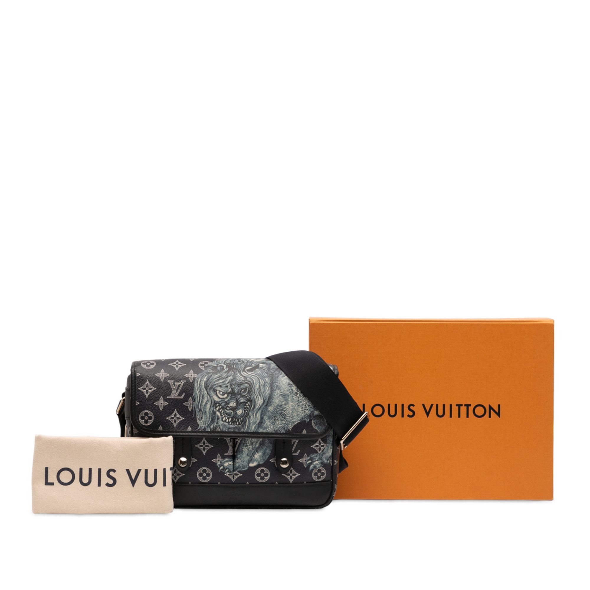 Louis Vuitton Louis Vuitton Chapman Brothers Monogram Savane Messenger PM Size ONE SIZE - 12 Thumbnail