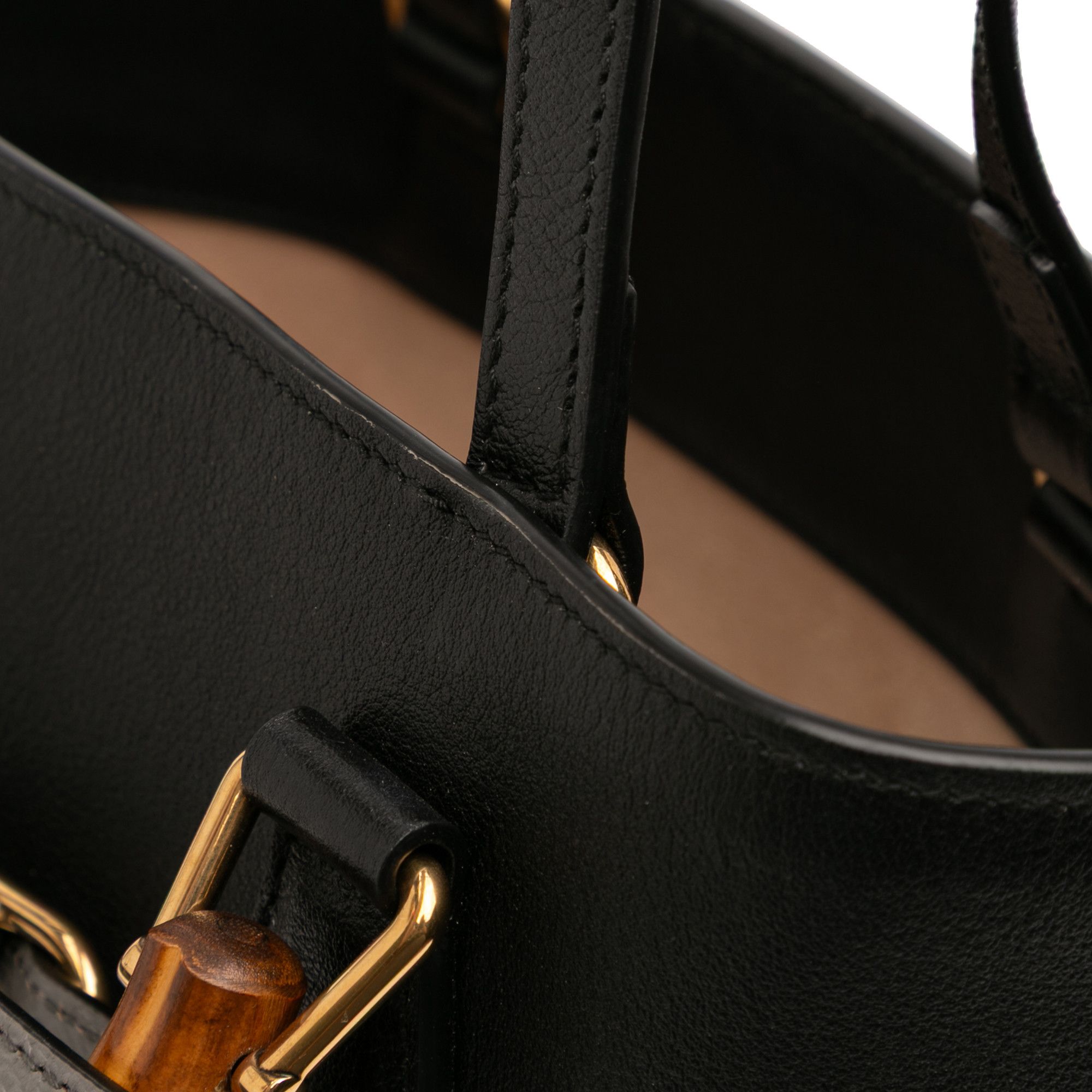 Gucci Gucci Small Calfskin Bamboo Diana Convertible Bucket Bag Size ONE SIZE - 8 Thumbnail