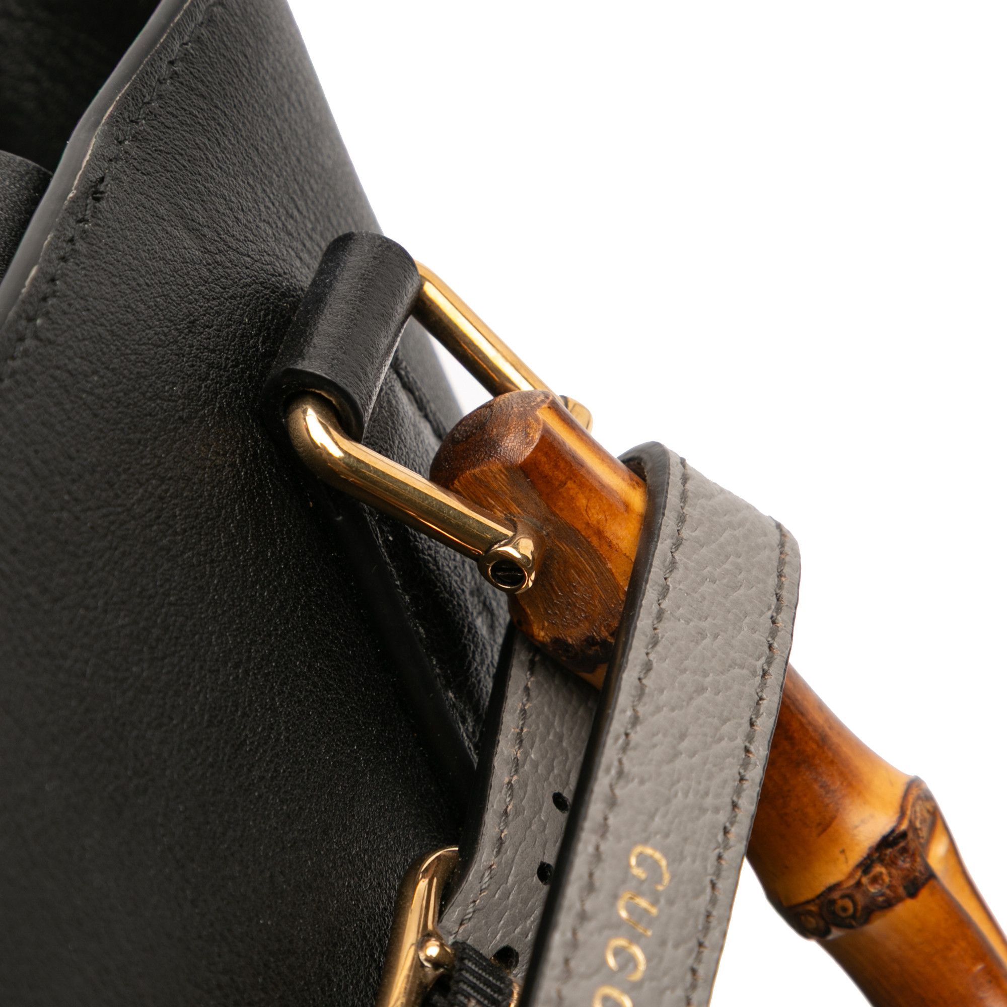 Gucci Gucci Small Calfskin Bamboo Diana Convertible Bucket Bag Size ONE SIZE - 9 Thumbnail