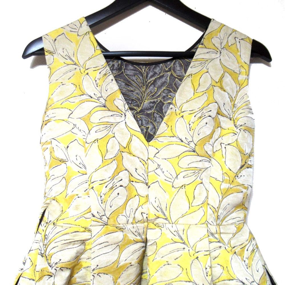 Other Other Carolina Herrera Floral Jacquard Dress Textile Dresses DUTY FREE for USA Size ONE SIZE - 4 Thumbnail