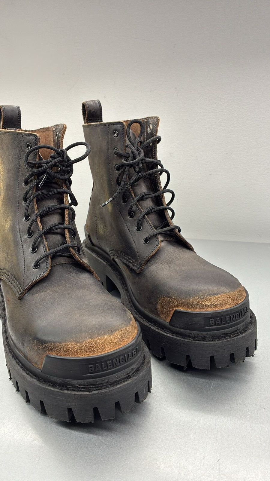 Balenciaga WORN OUT Strike Boot in Black Size US 9 / EU 42 - 3 Thumbnail