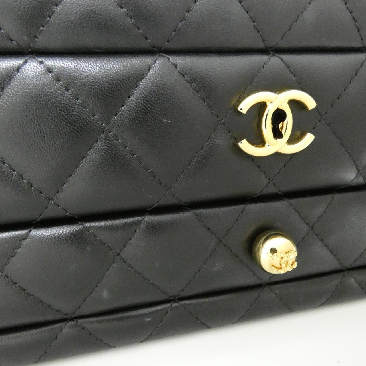 Chanel Chanel Chanel Jewelry Box Lamb Jewelry Box Leather Other DUTY FREE for USA Size ONE SIZE - 4 Thumbnail