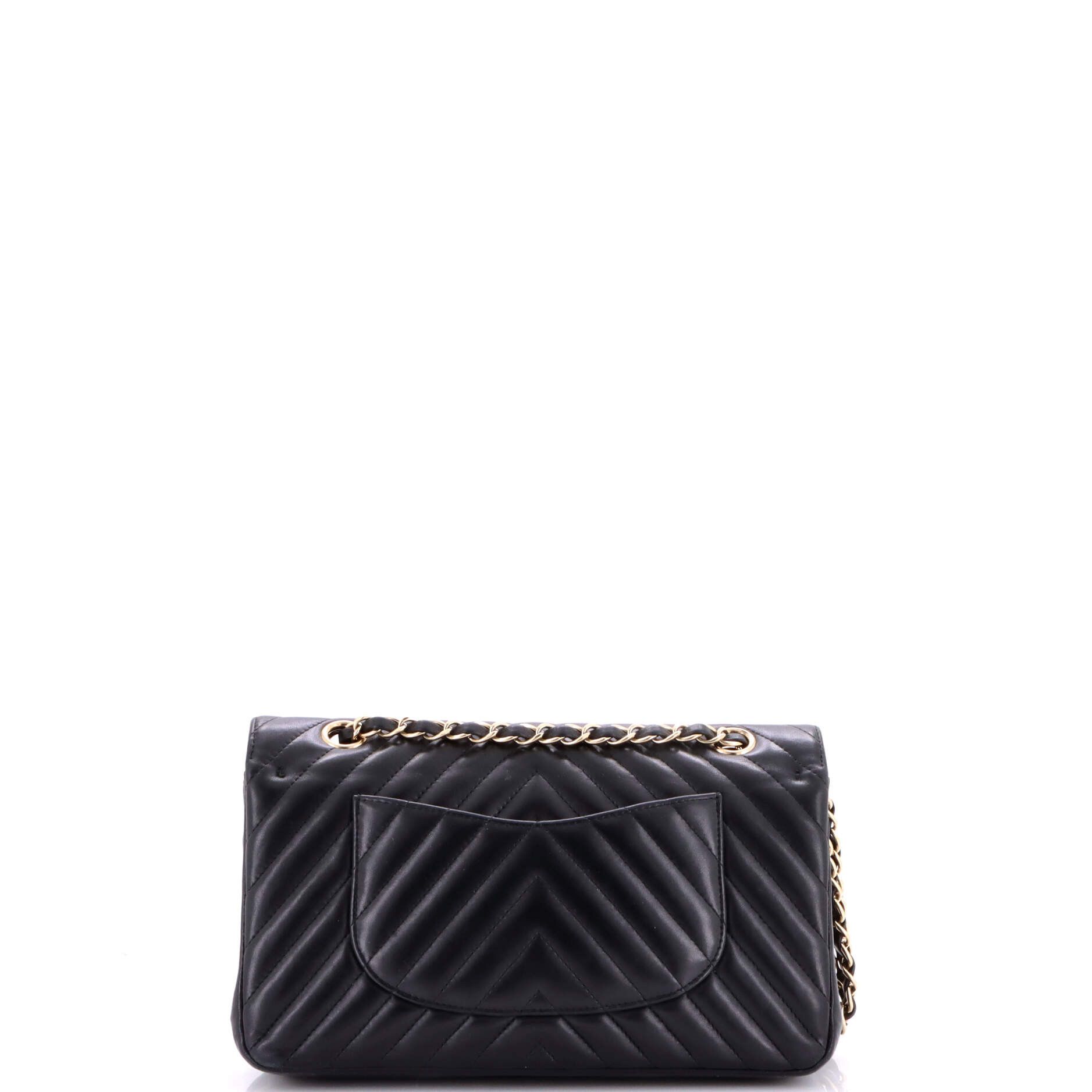 Chanel Classic Double Flap Bag Chevron Lambskin Medium Size ONE SIZE - 2 Thumbnail