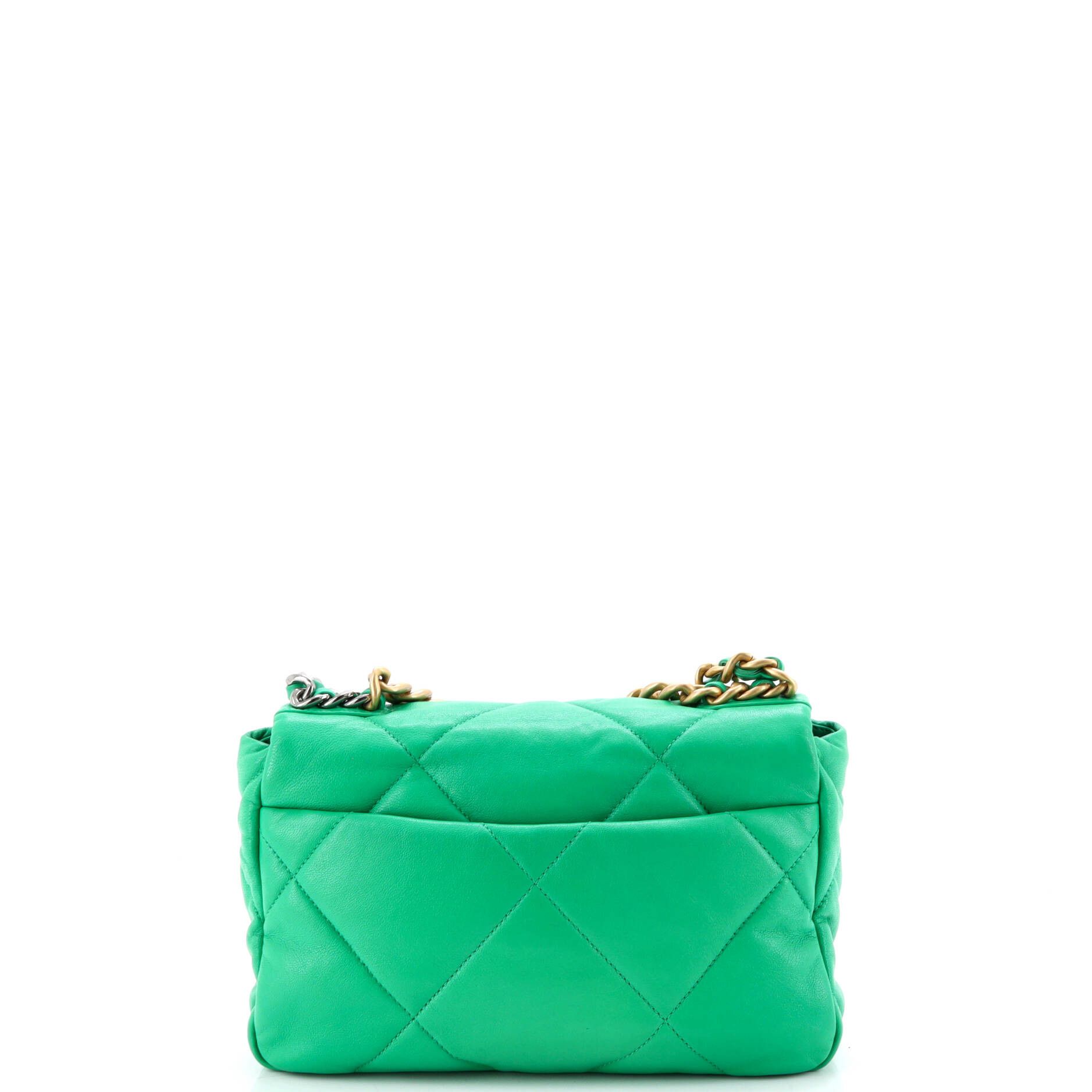 Chanel 19 Flap Bag Quilted Leather Medium Size ONE SIZE - 2 Thumbnail