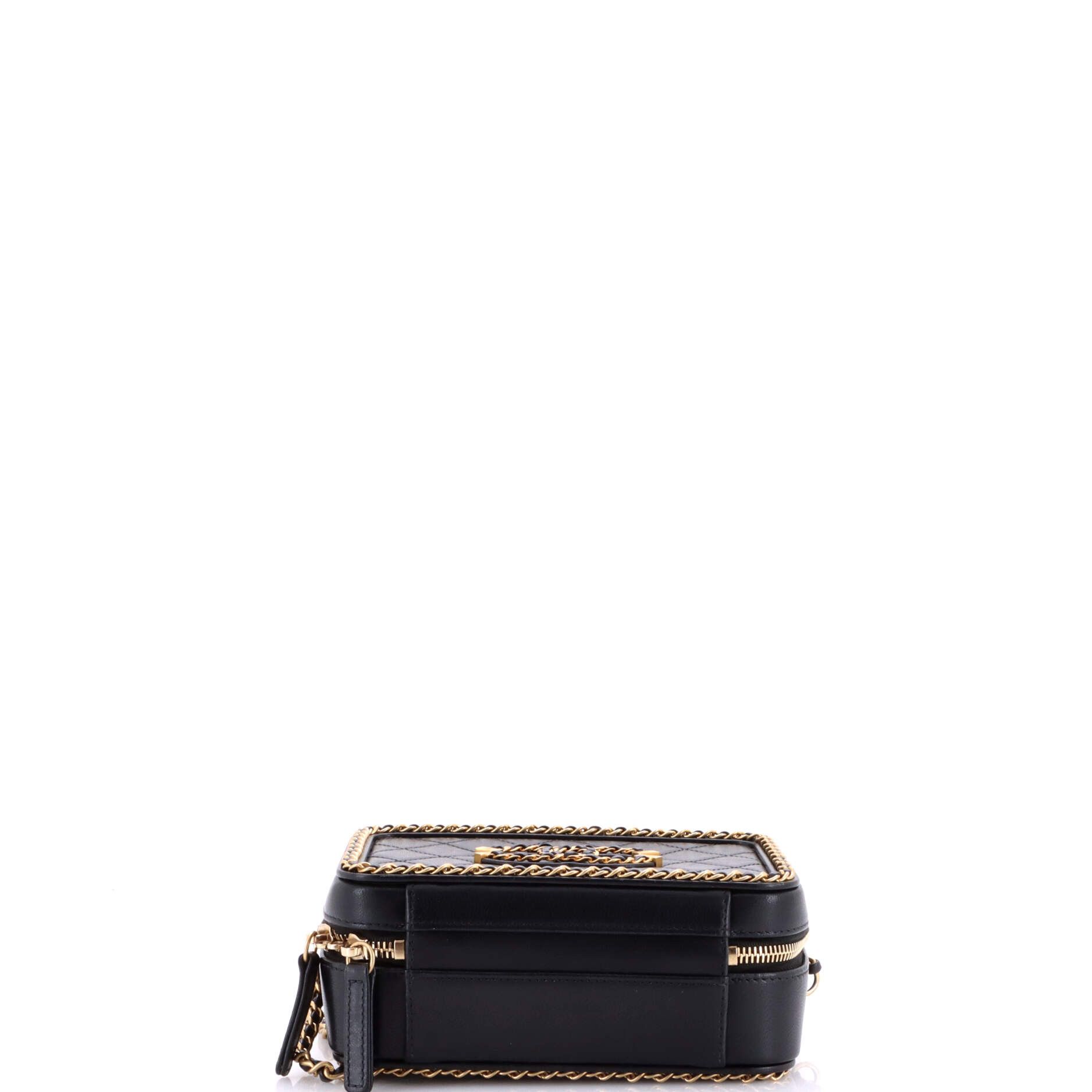 Chanel Filigree Vanity Case Quilted Goatskin with Chain Detail Smal Size ONE SIZE - 3 Thumbnail