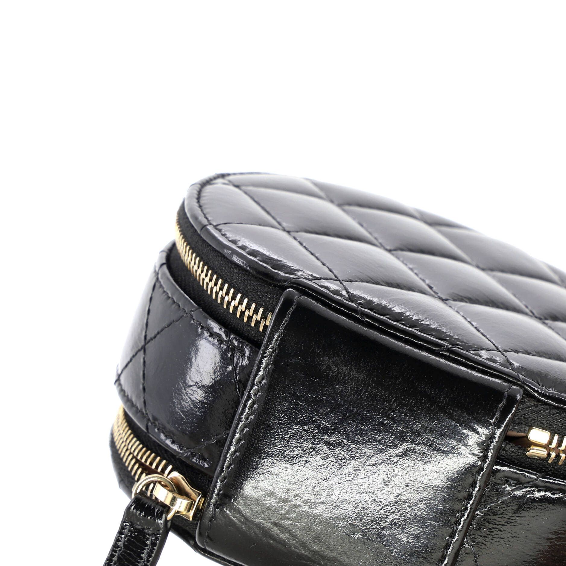 Chanel Handle with Care Round Vanity Case with Chain Quilted Lambsk Size ONE SIZE - 6 Thumbnail