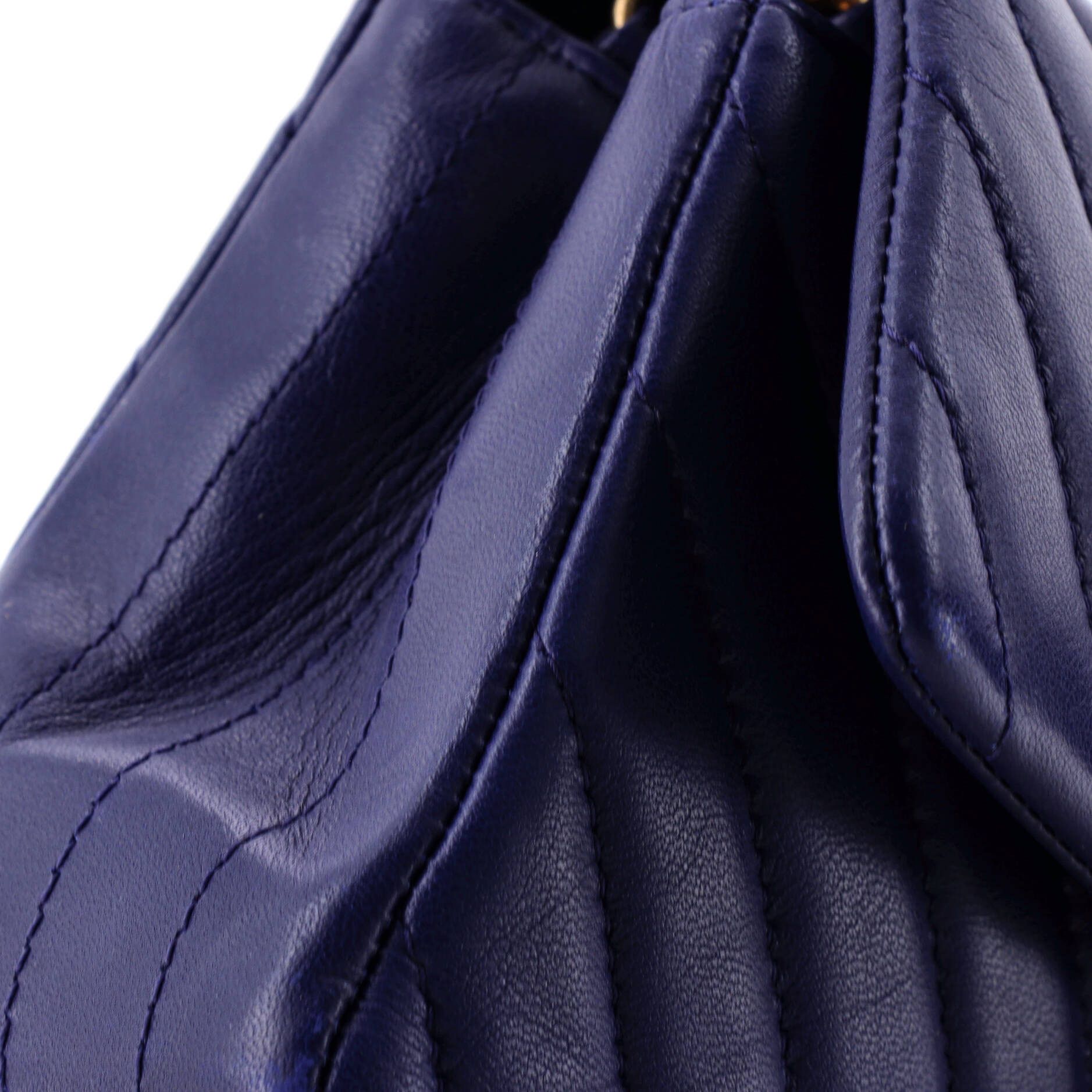 Chanel Classic Single Flap Bag Chevron Lambskin Mini Size ONE SIZE - 5 Thumbnail