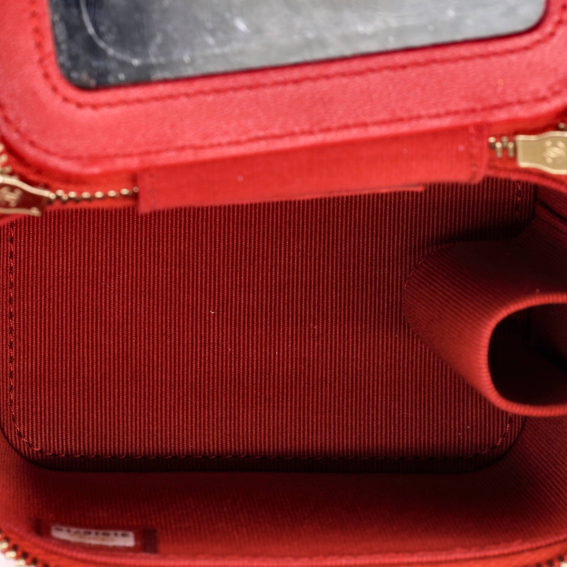 Chanel Classic Top Handle Vanity Case with Chain Quilted Lambskin M Size ONE SIZE - 4 Thumbnail