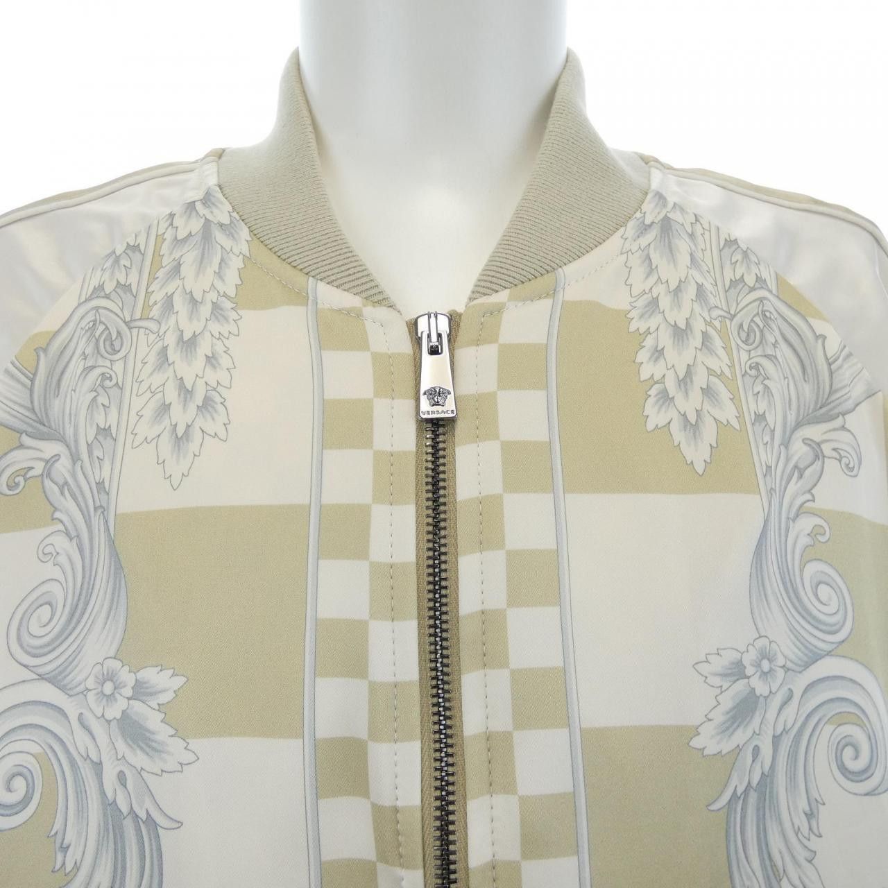 Versace Versace Versace Blouson Jacket Textile Outerwear 1014840 DUTY FREE for USA Size ONE SIZE - 5 Thumbnail