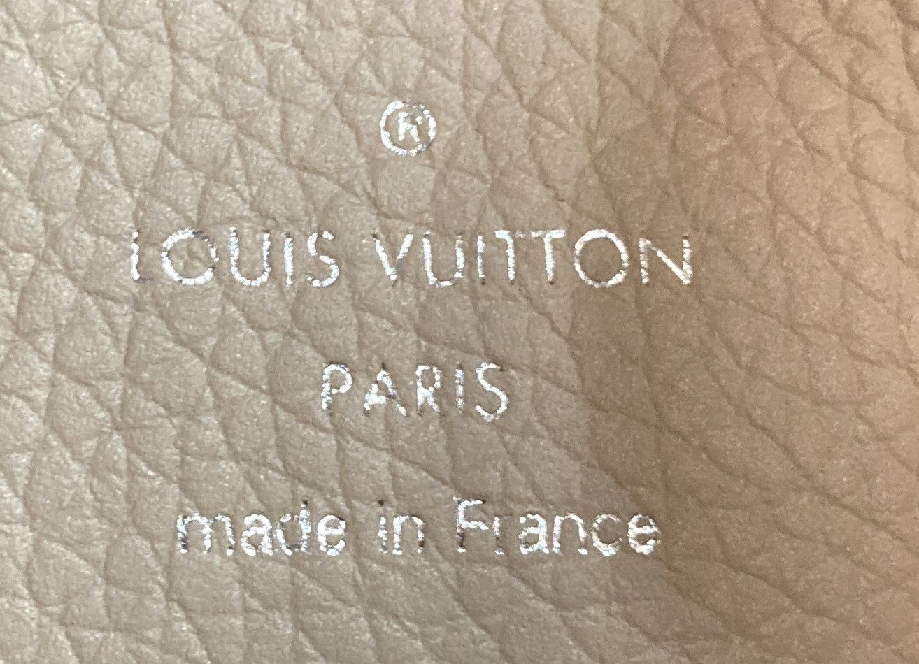 Louis Vuitton Bella Tote Mahina Leather Size ONE SIZE - 7 Thumbnail