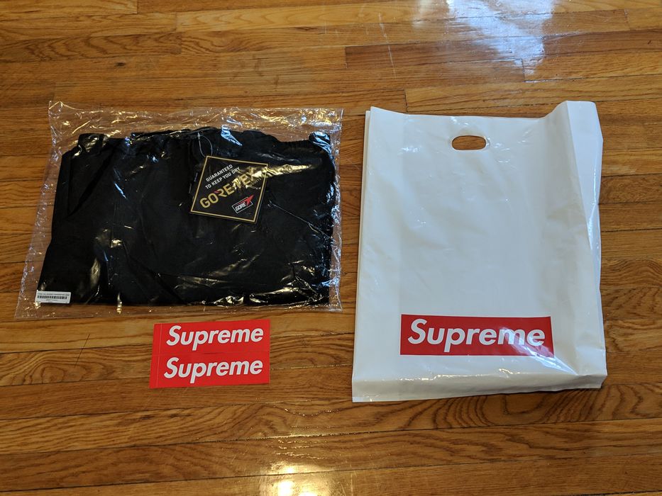 Supreme SUPREME x GORE-TEX Hooded Harrington Jacket XL | Grailed