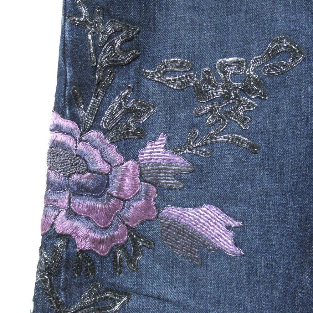Gucci Gucci Gucci Flower Embroidery Denim Pants Textile Jeans DUTY FREE for USA Size ONE SIZE - 6 Thumbnail