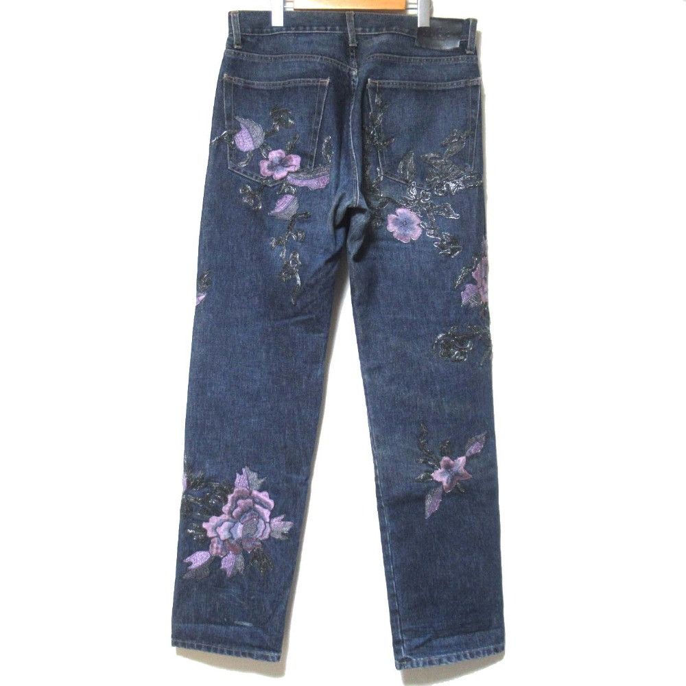 Gucci Gucci Gucci Flower Embroidery Denim Pants Textile Jeans DUTY FREE for USA Size ONE SIZE - 2 Thumbnail