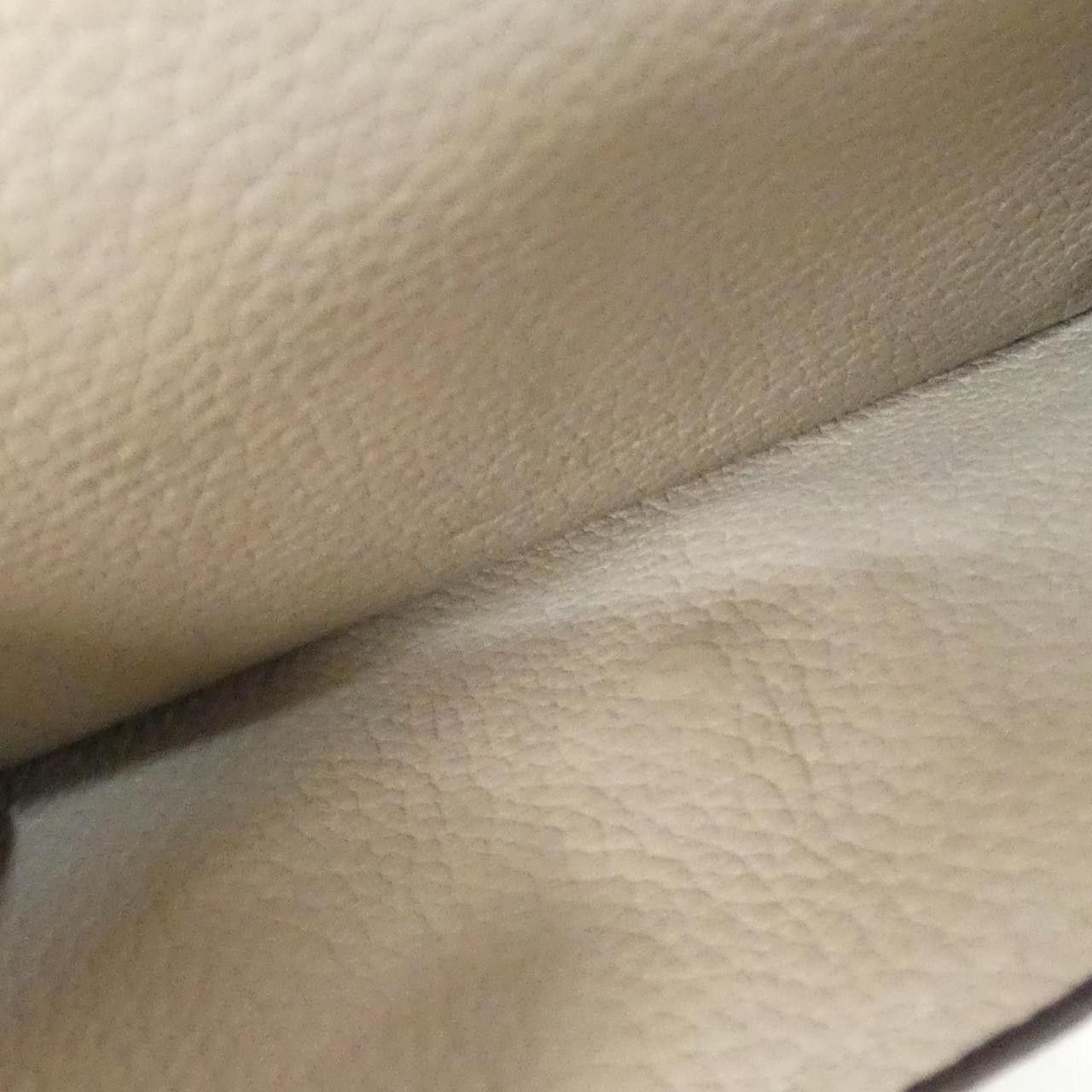 Louis Vuitton Louis Vuitton Louis Vuitton Portefeuille Lock Mini Calfskin Wallet Leather Short Wallet M69340 DUTY FREE for USA Size ONE SIZE - 10 Thumbnail
