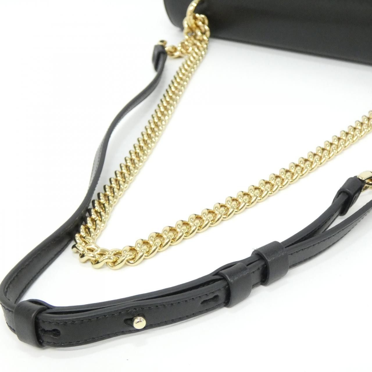 Salvatore Ferragamo Salvatore Ferragamo Salvatore Ferragamo Leather Shoulder Bag Leather Shoulder Bag 21 1284 DUTY FREE for USA Size ONE SIZE - 8 Thumbnail