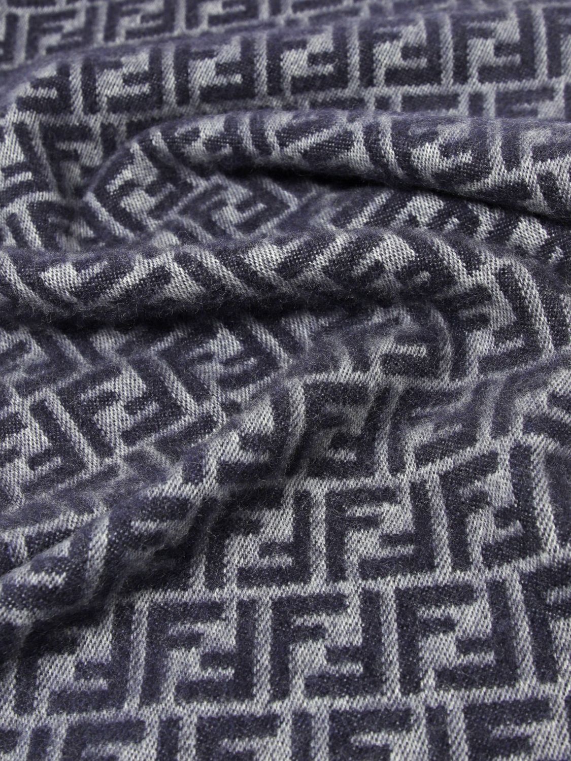 Fendi Fendi Scarf Men Grey Size ONE SIZE - 3 Thumbnail