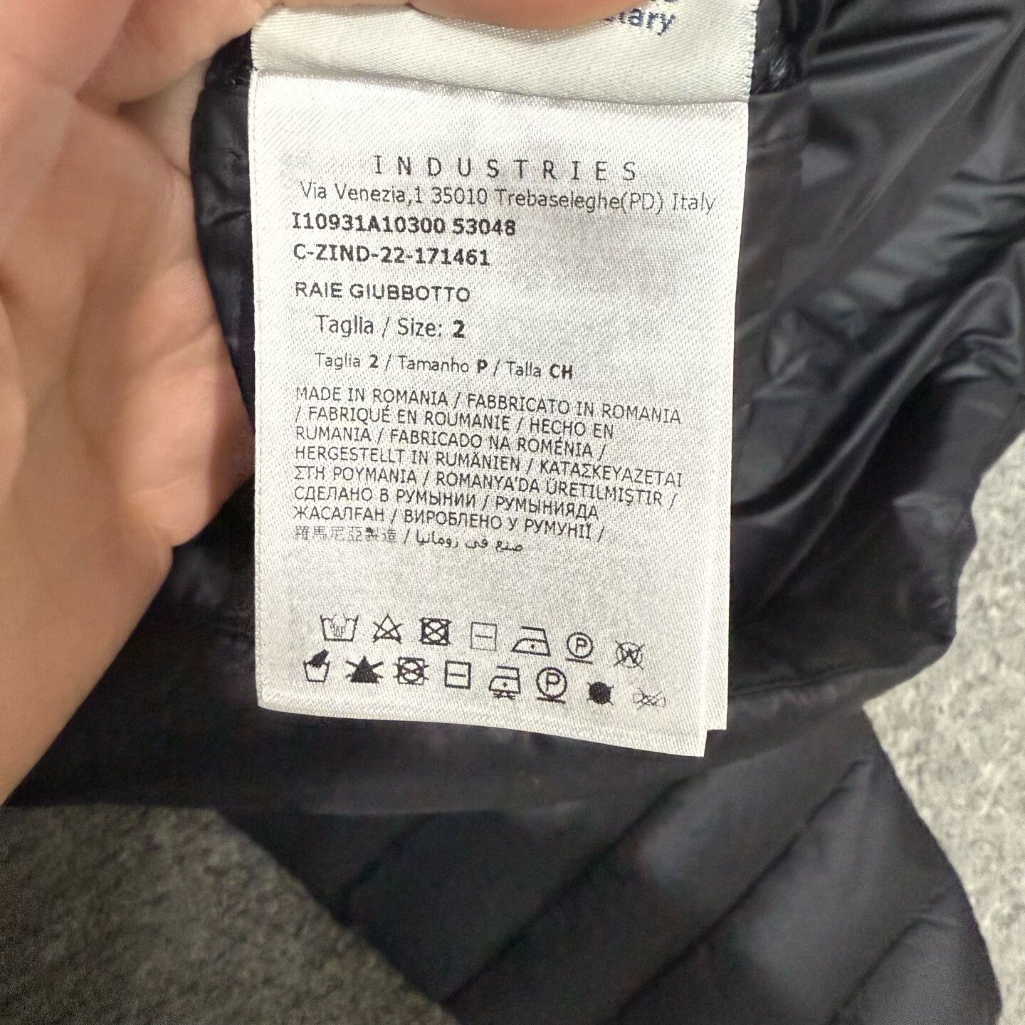 Moncler lightweight black puffer jacket with hood Size S / US 4 / IT 40 - 5 Thumbnail