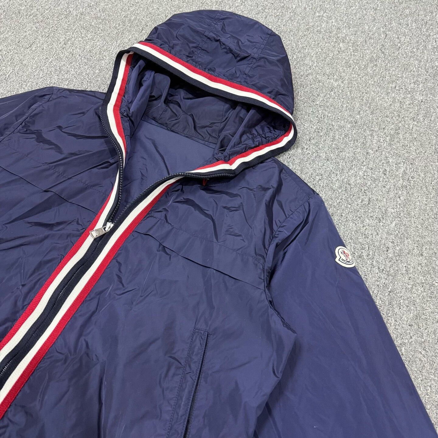 Moncler navy nylon windbreaker jacket size 2 Size US M / EU 48-50 / 2 - 3 Thumbnail