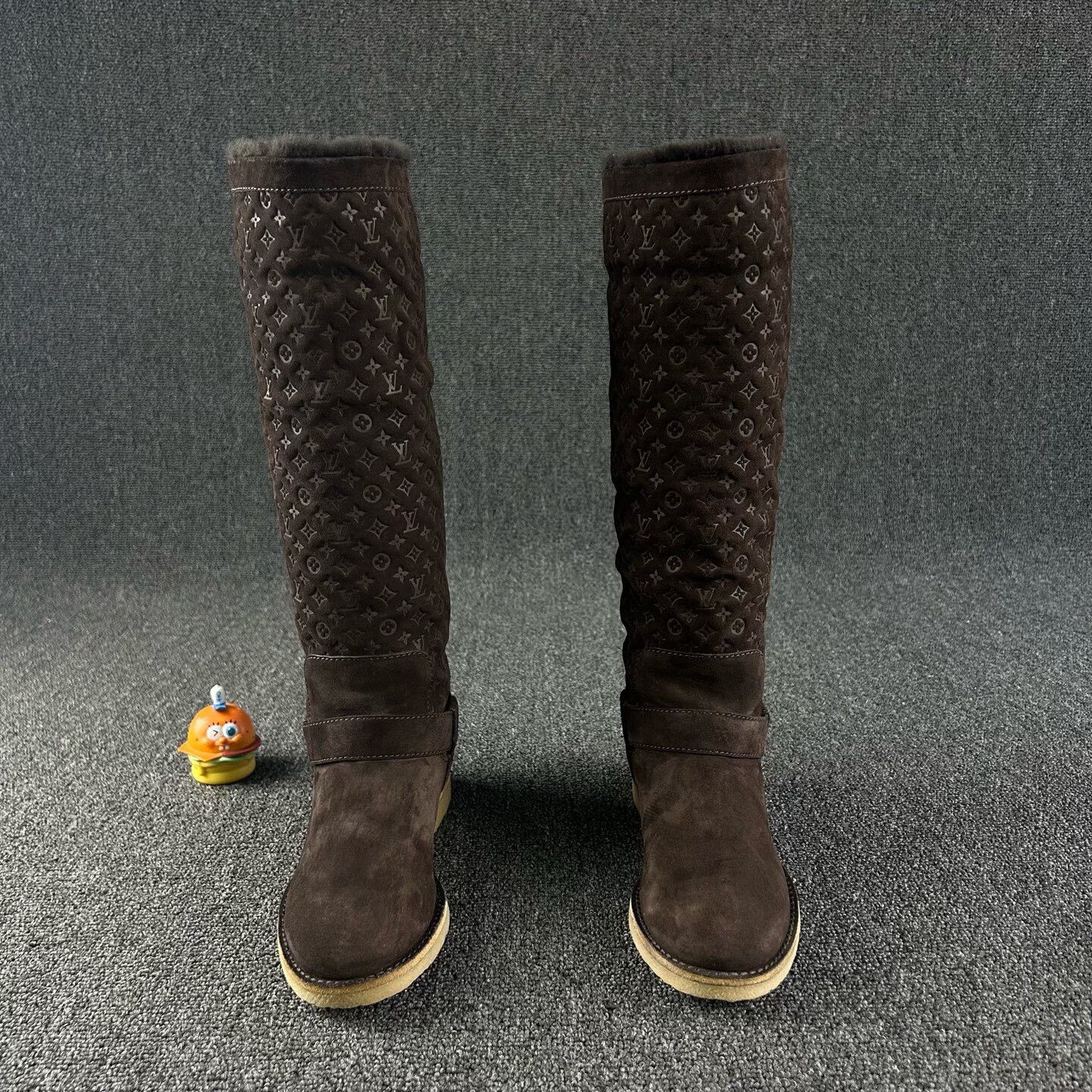 Louis Vuitton Louis Vuitton Brown Tall Printed Boots Size US 6.5 / IT 36.5 - 2 Thumbnail