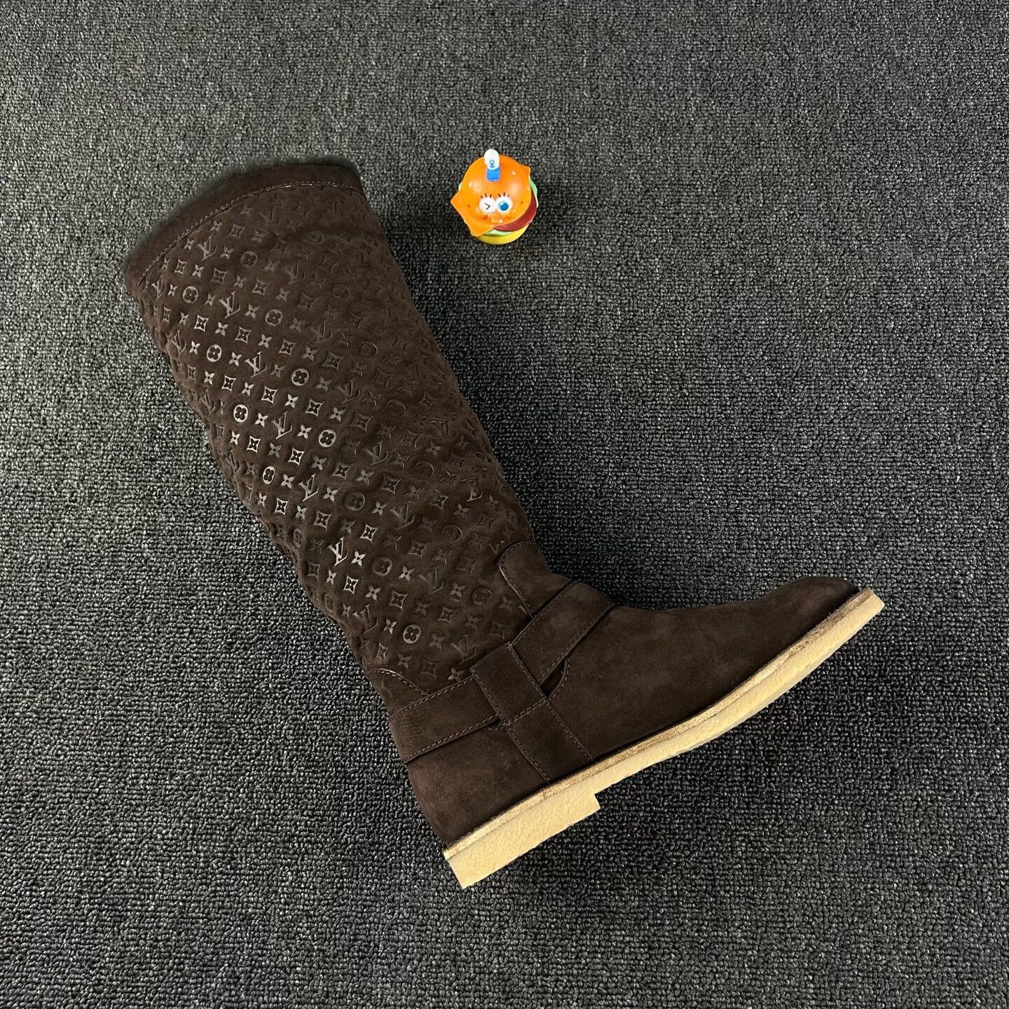 Louis Vuitton Louis Vuitton Brown Tall Printed Boots Size US 6.5 / IT 36.5 - 4 Thumbnail