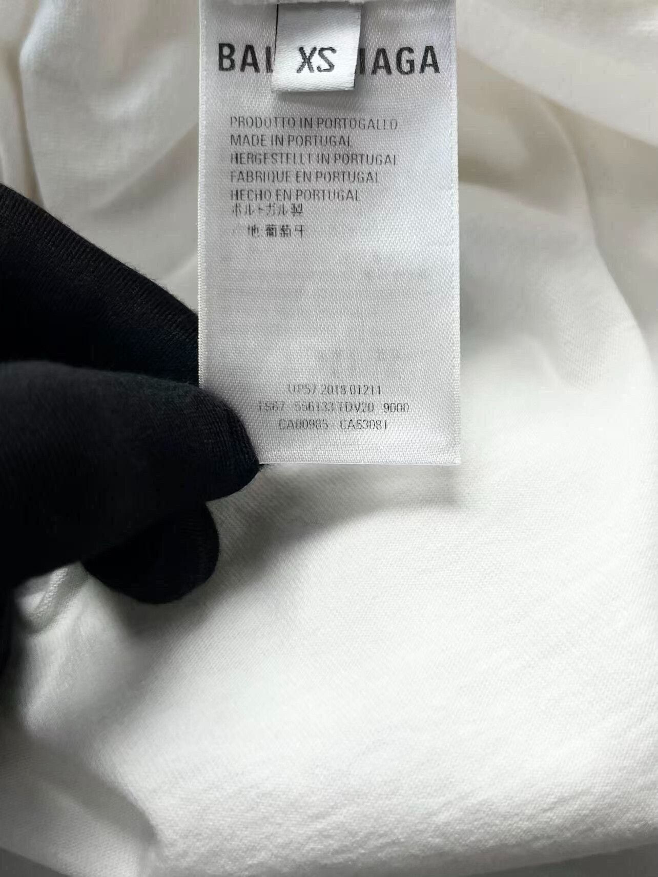 Balenciaga Balenciaga Tech Tee White with Logo Embroidery Size US XS / EU 42 / 0 - 6 Thumbnail