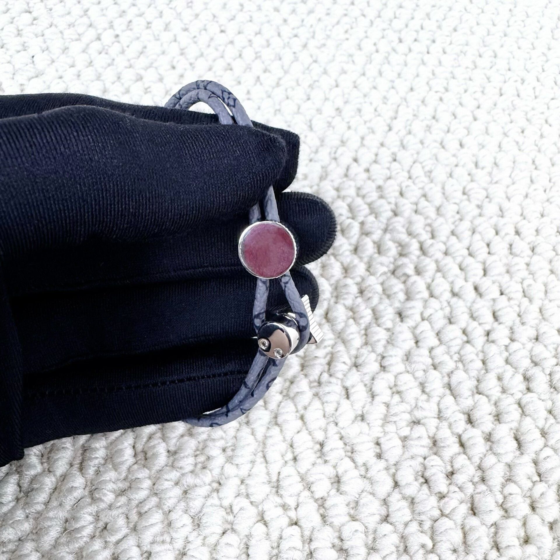 Louis Vuitton louis vuitton adjustable floral logo bracelet Size ONE SIZE - 4 Thumbnail