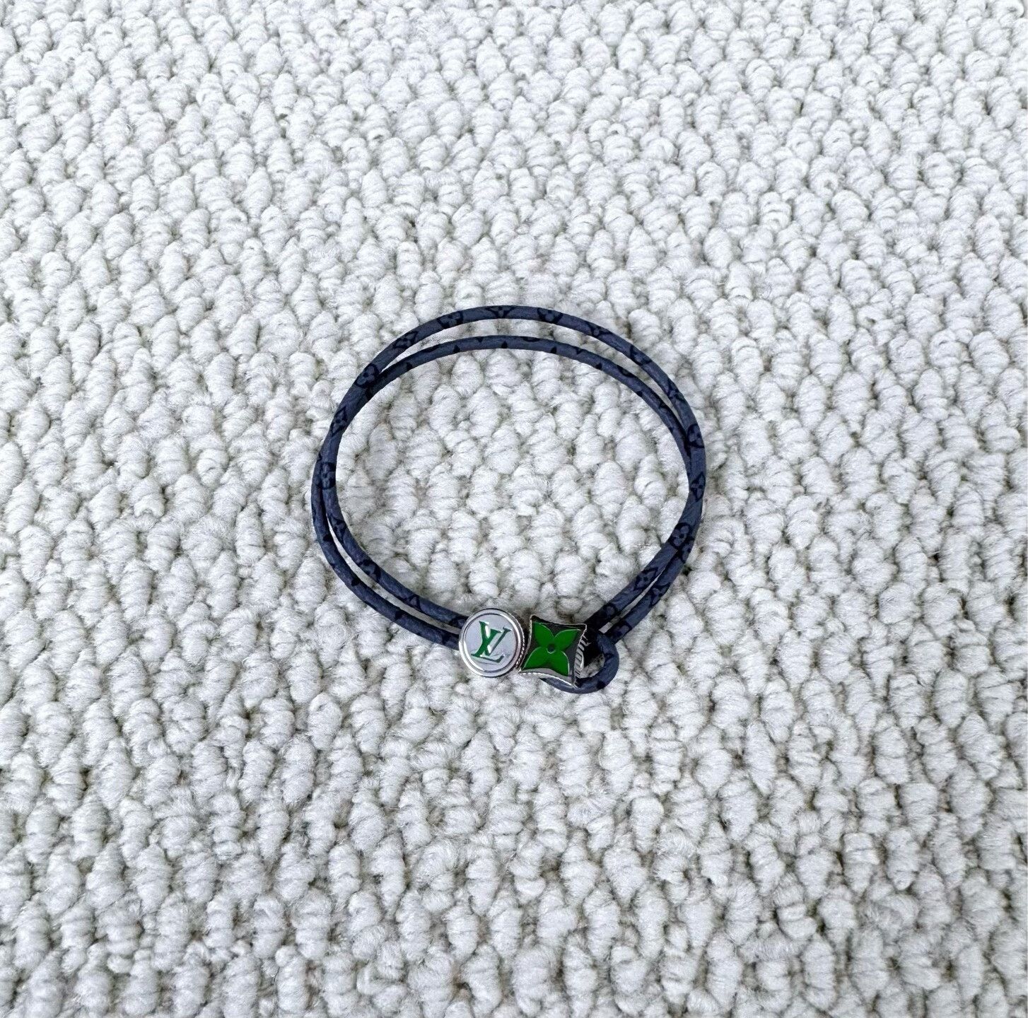Louis Vuitton louis vuitton adjustable floral logo bracelet Size ONE SIZE - 2 Thumbnail