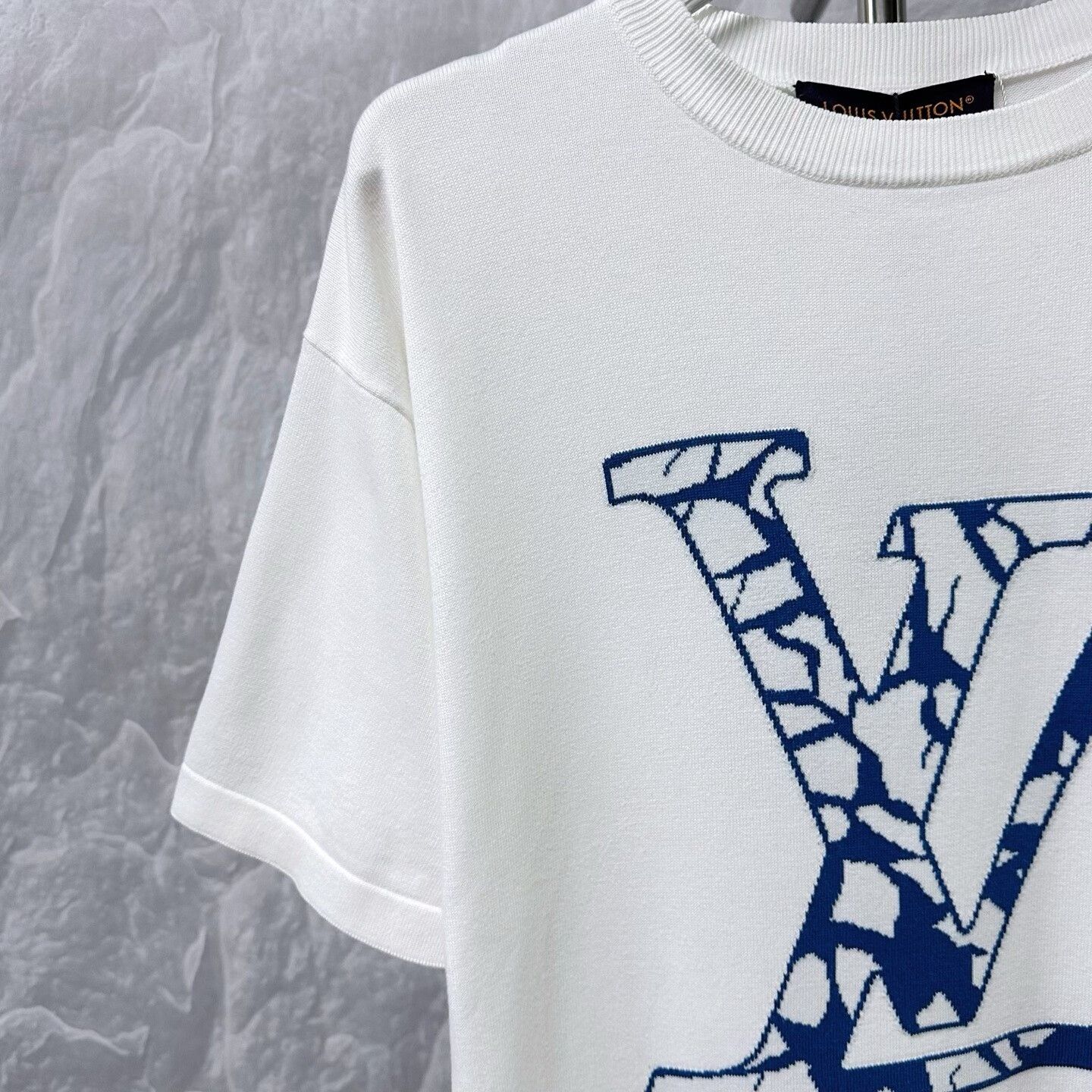 Louis Vuitton louis vuitton ski logo short sleeve t-shirt Size US L / EU 52-54 / 3 - 3 Thumbnail
