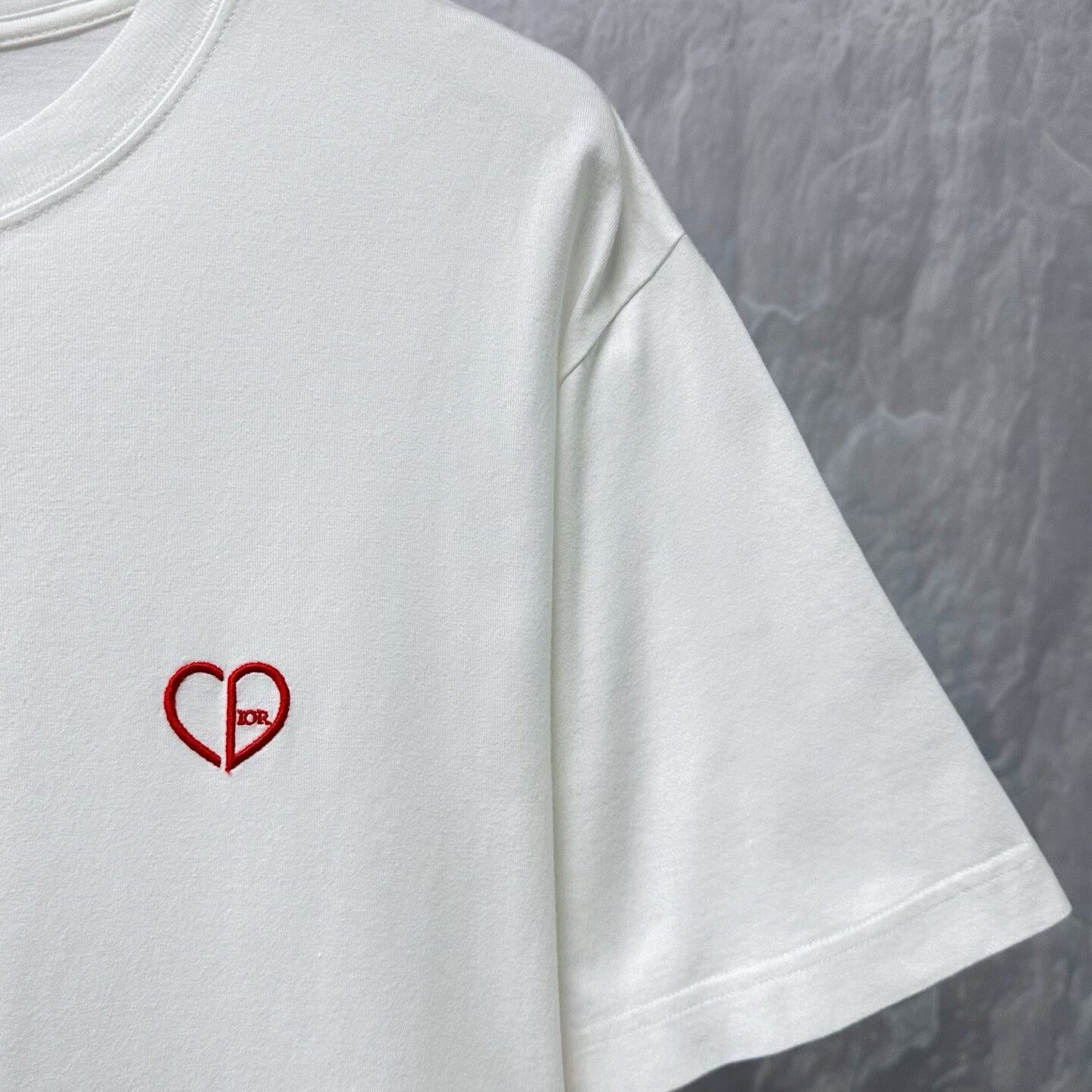Dior dior embroidered heart short sleeve t-shirt Size L / US 10 / IT 46 - 3 Thumbnail