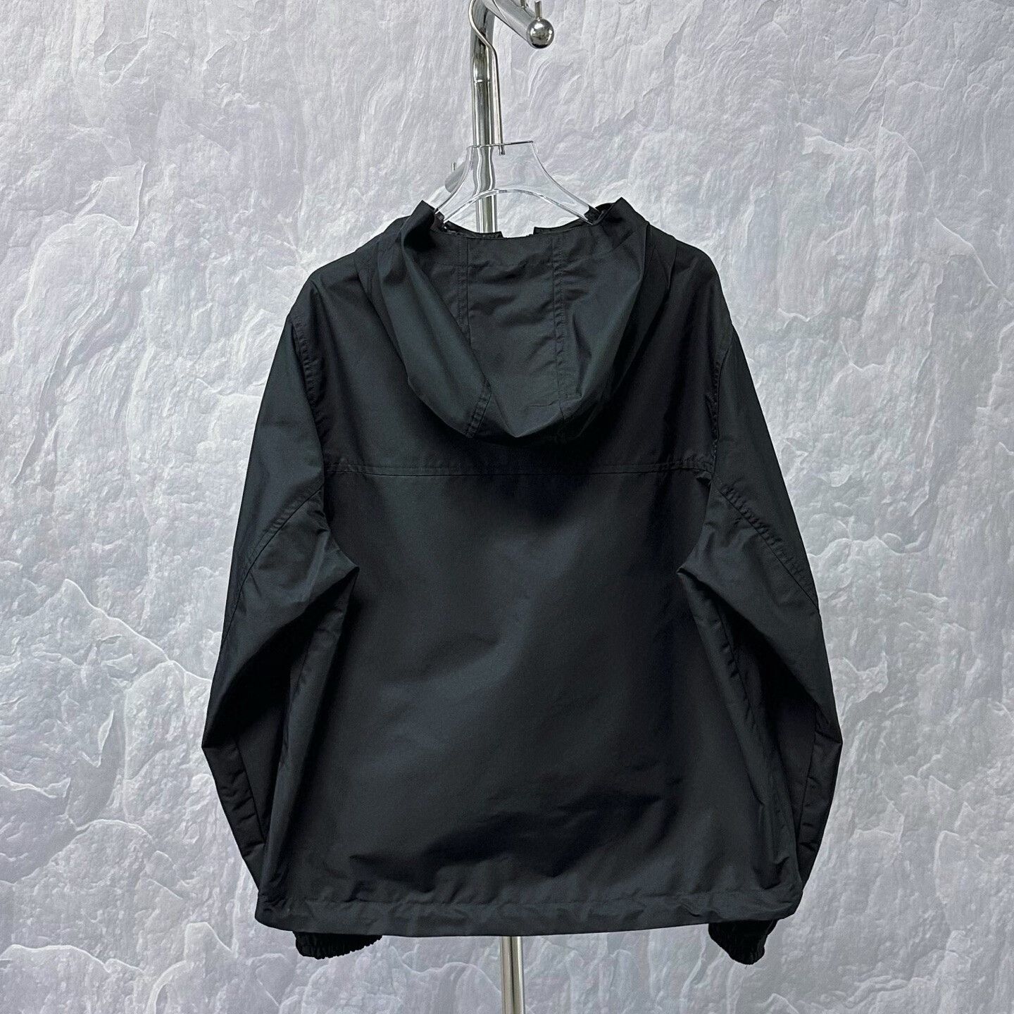 Louis Vuitton louis vuitton reversible hooded jacket Size US L / EU 52-54 / 3 - 4 Thumbnail