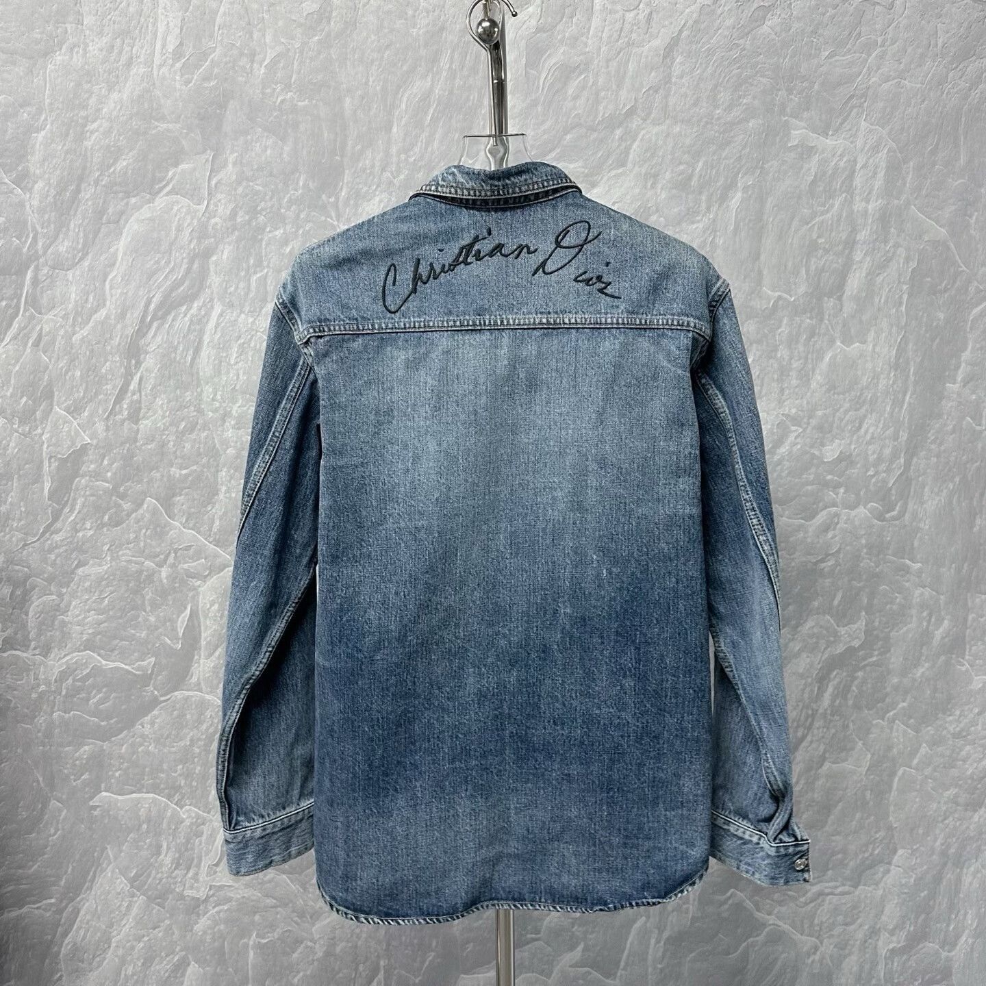 Dior dior embroidered denim shirt jacket Size L / US 10 / IT 46 - 4 Thumbnail
