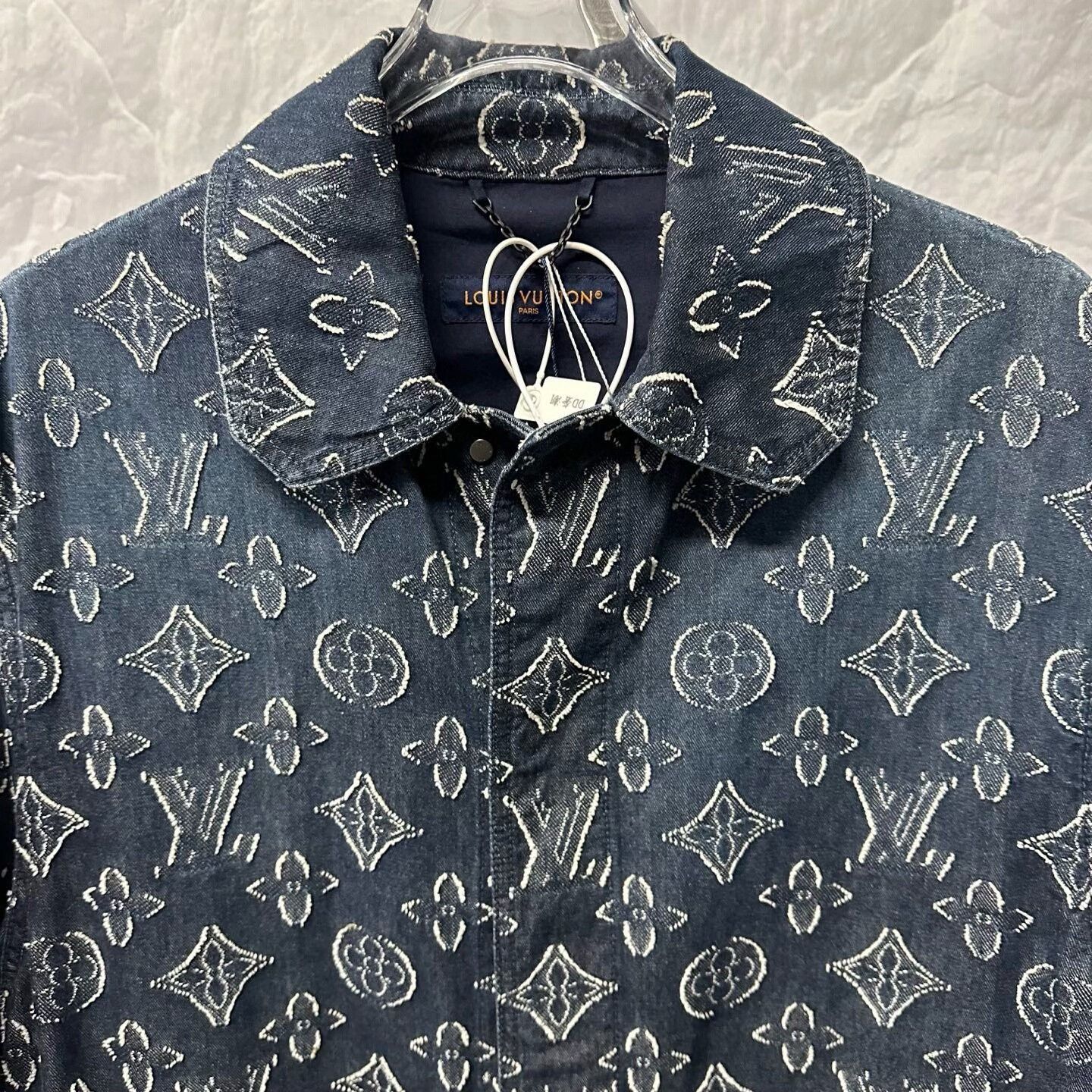 Louis Vuitton louis vuitton denim short sleeve shirt Size US M / EU 48-50 / 2 - 2 Thumbnail