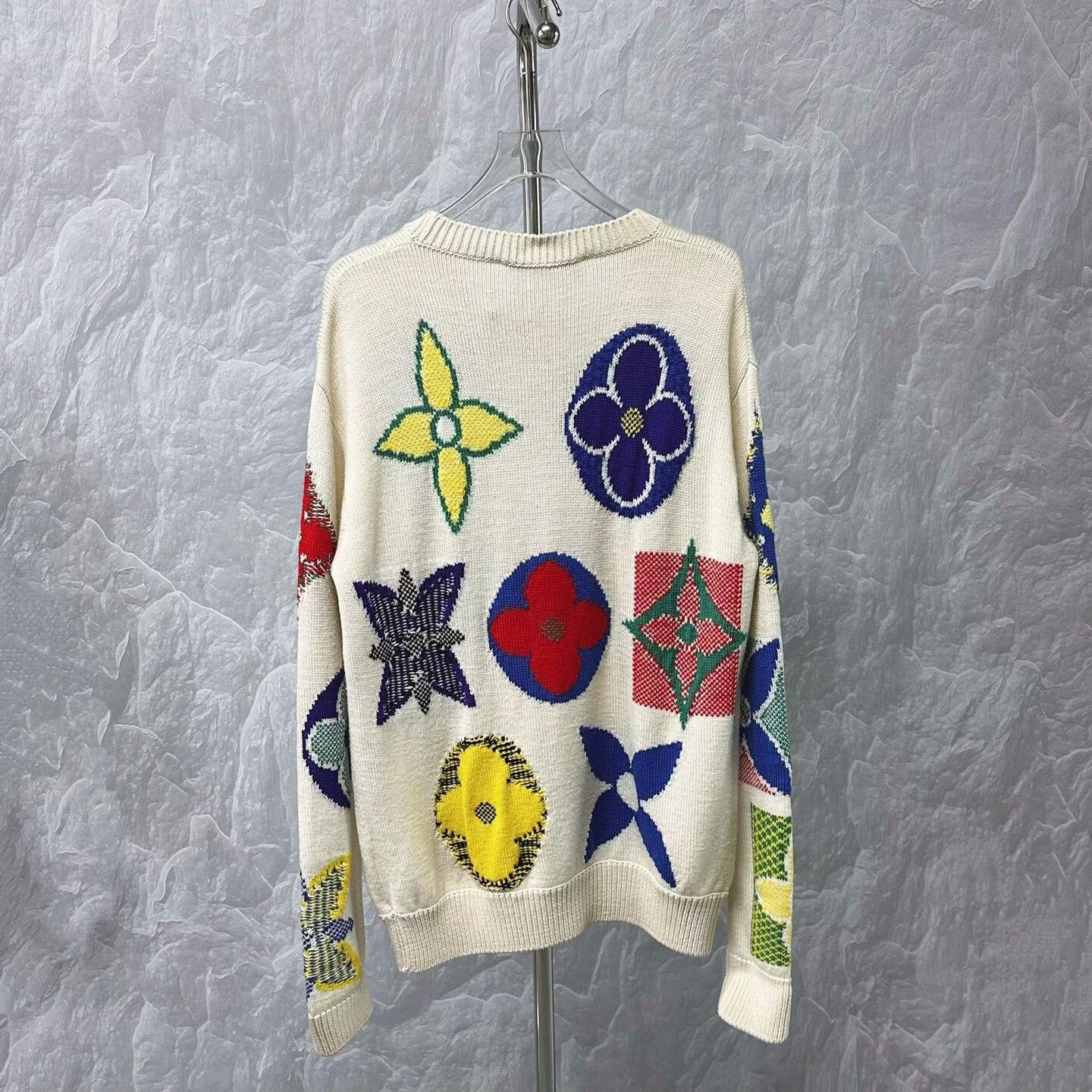 Louis Vuitton louis vuitton floral crew neck sweater Size M / US 6-8 / IT 42-44 - 4 Thumbnail