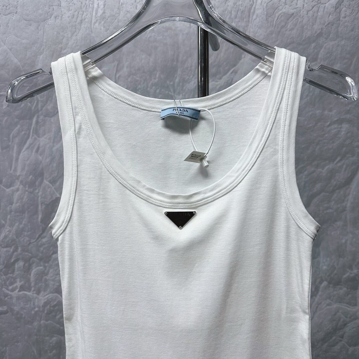 Prada prada white tank top with logo Size S / US 4 / IT 40 - 2 Thumbnail