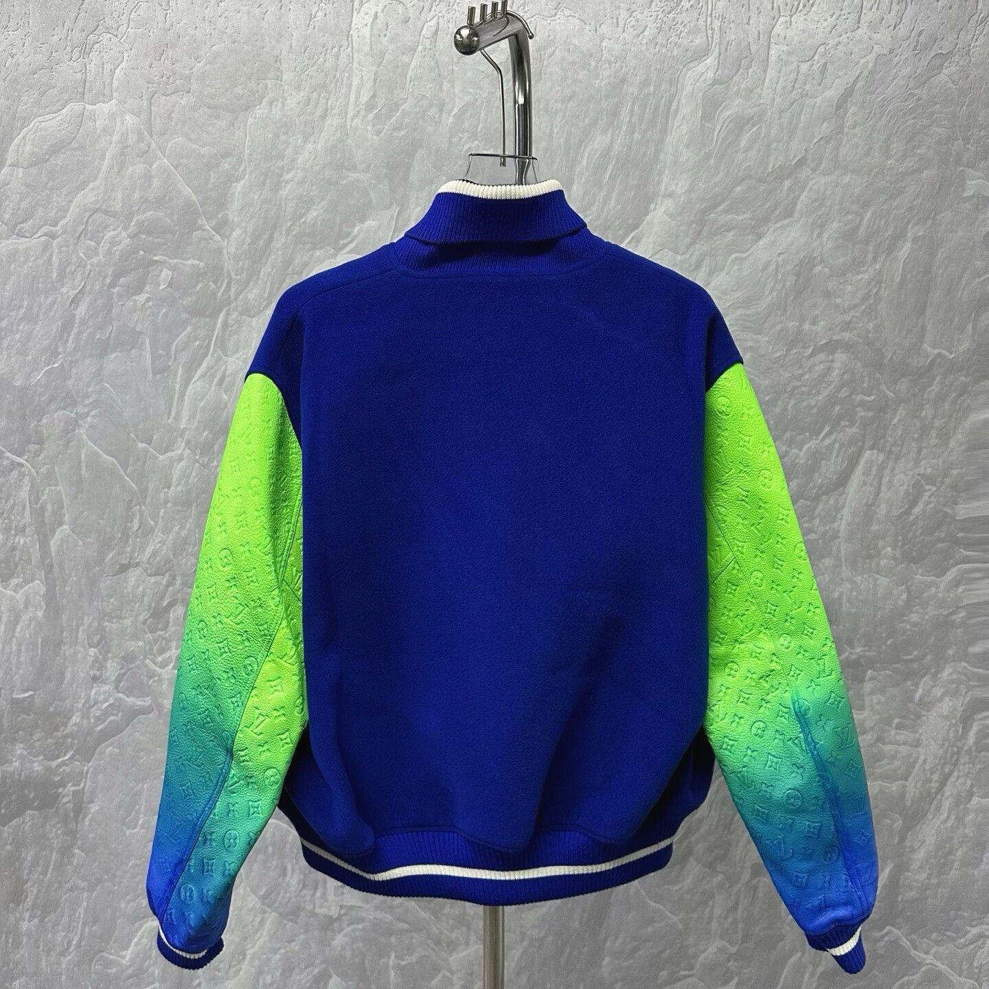 Louis Vuitton louis vuitton blue and green varsity jacket Size US L / EU 52-54 / 3 - 4 Thumbnail