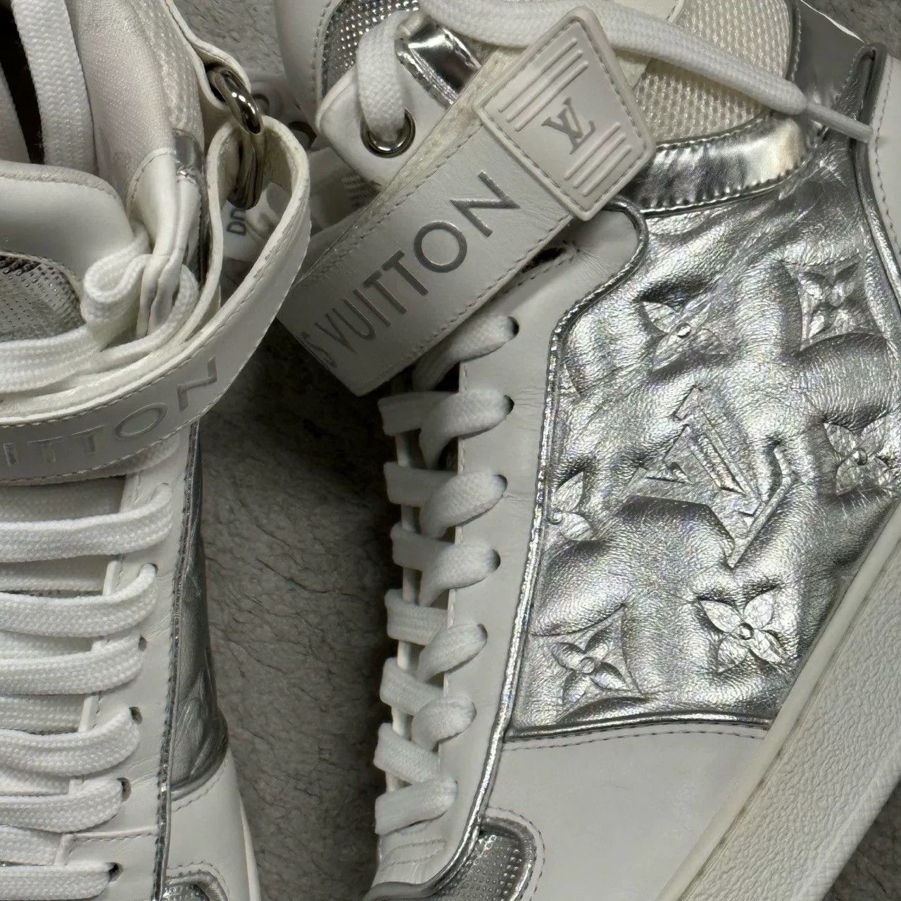Louis Vuitton louis vuitton high-top sneakers, size 36 Size US 6 / EU 39 - 3 Thumbnail