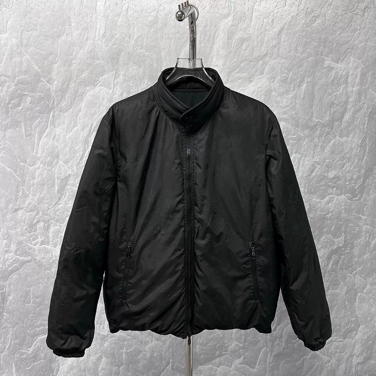 Louis Vuitton luxury black puffer jacket by louis vuitton Size US XXL / EU 58 / 5 - 3 Thumbnail