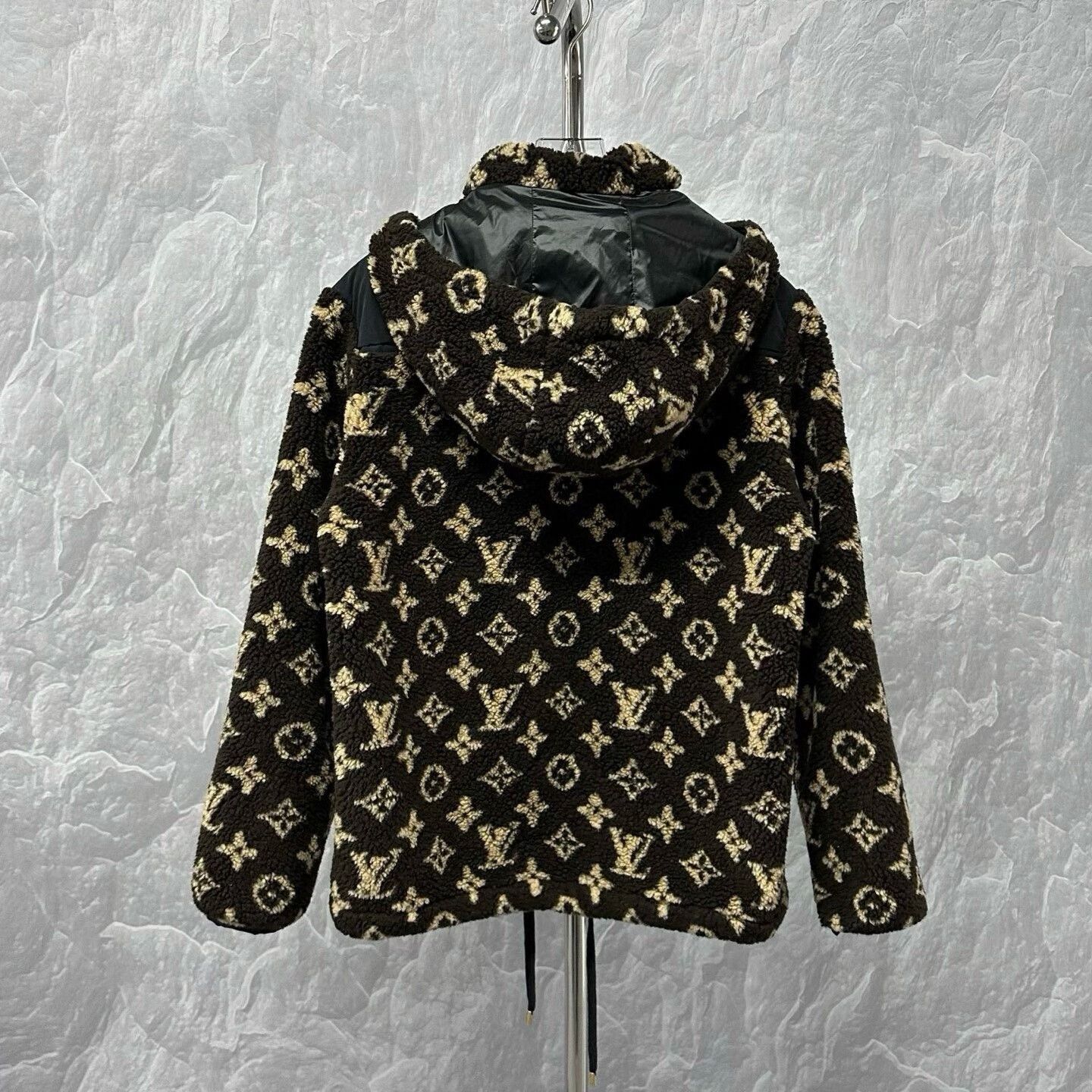 Louis Vuitton louis vuitton ss24 hooded teddy jacket Size S / US 4 / IT 40 - 5 Thumbnail