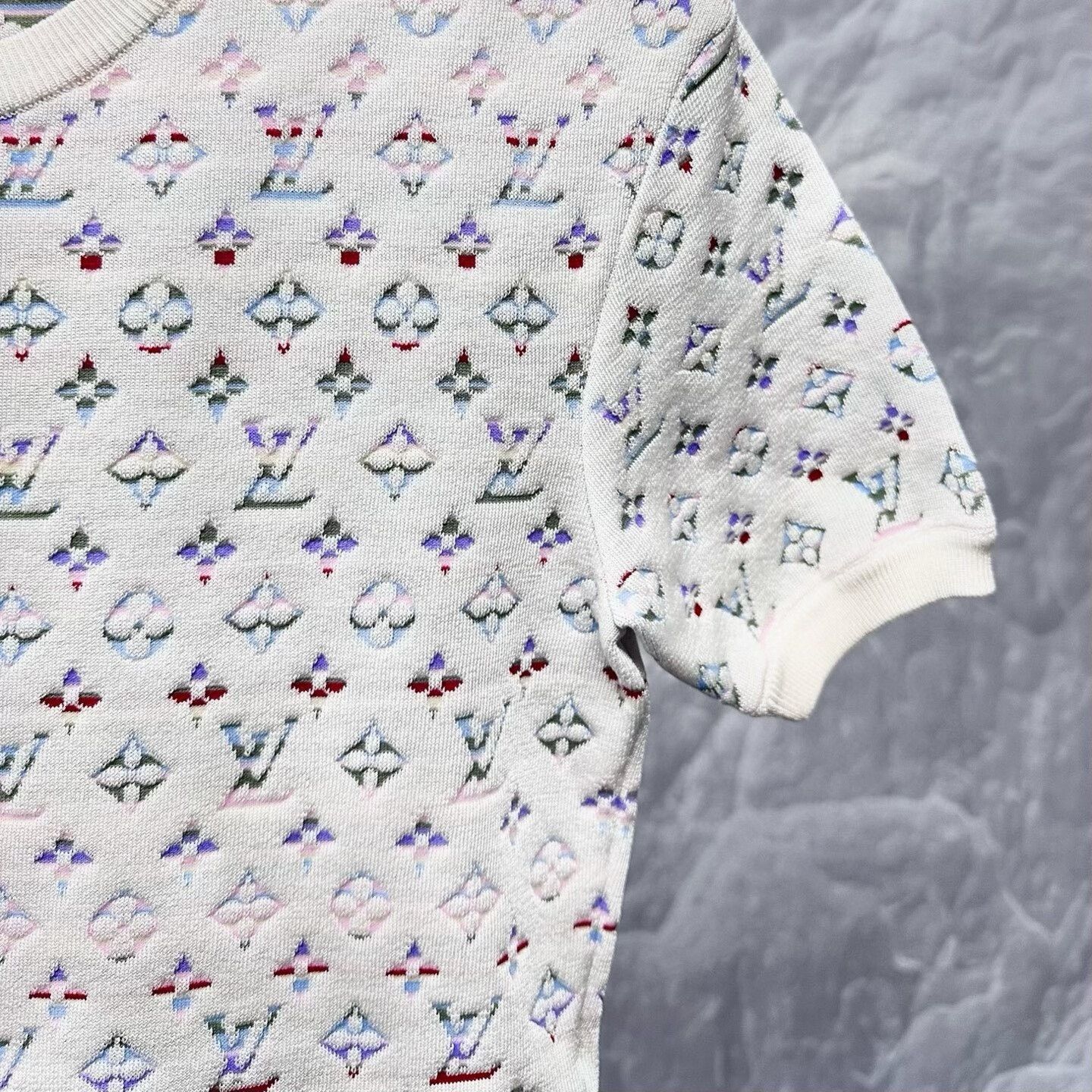 Louis Vuitton louis vuitton colorful logo silk short sleeve Size S / US 4 / IT 40 - 3 Thumbnail