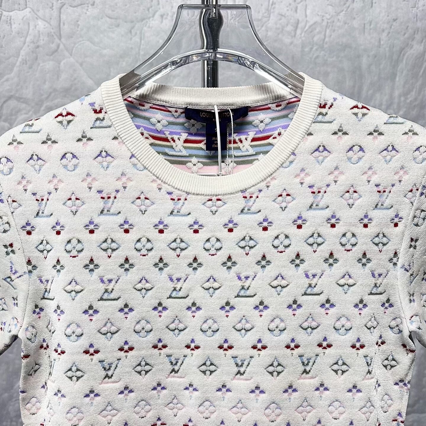 Louis Vuitton louis vuitton colorful logo silk short sleeve Size S / US 4 / IT 40 - 2 Thumbnail