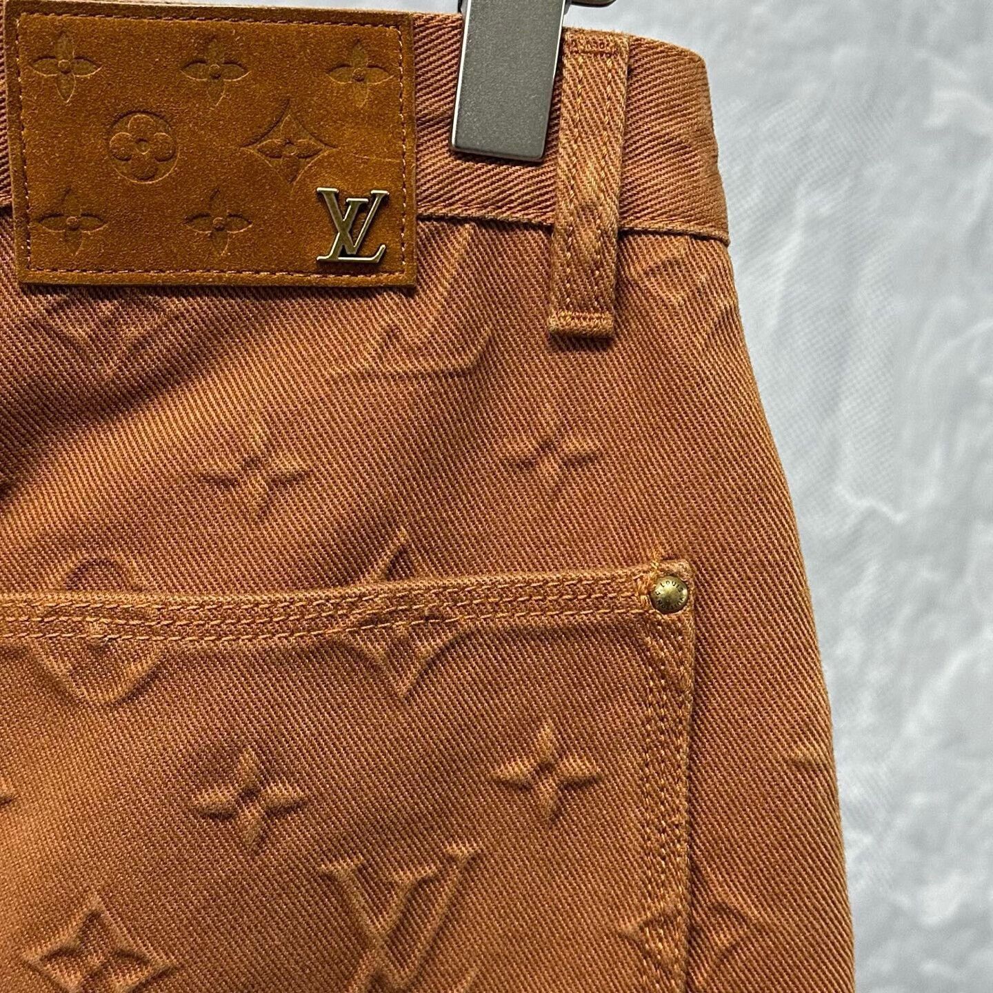 Louis Vuitton louis vuitton embossed denim long pants Size US 29 - 3 Thumbnail