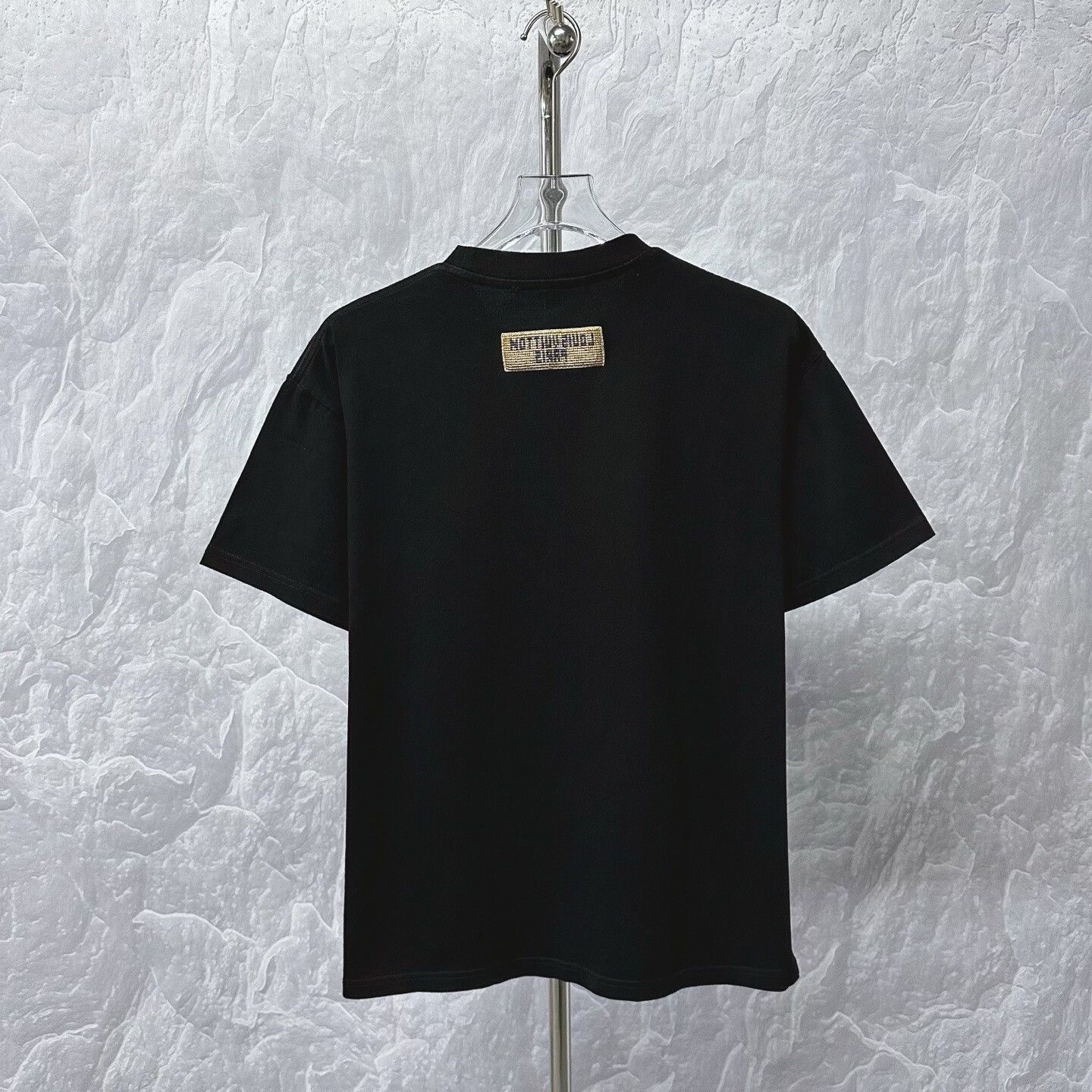 Louis Vuitton louis vuitton gradient logo short sleeve t-shirt Size US L / EU 52-54 / 3 - 4 Thumbnail
