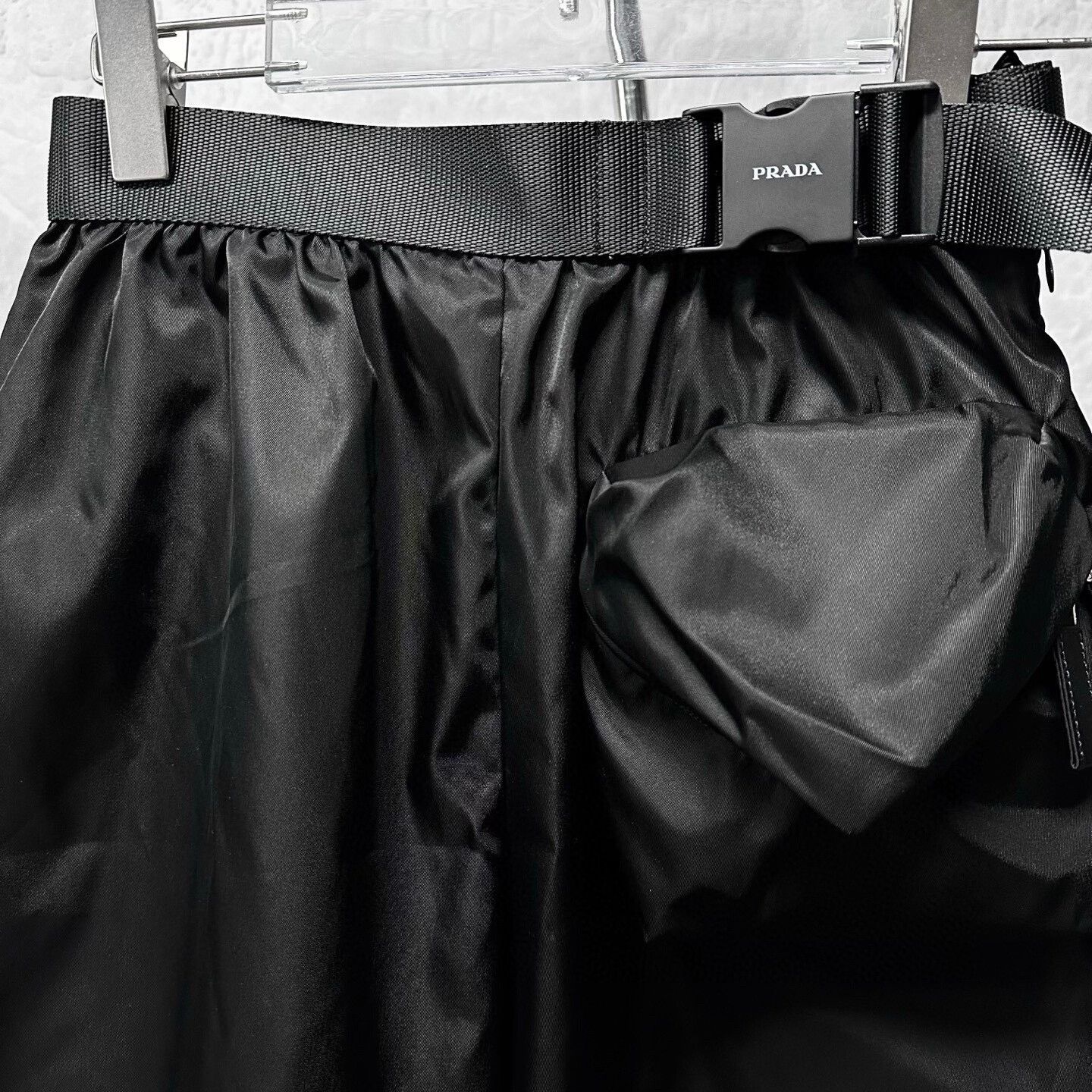 Prada Prada Black Shorts with Side Pocket Size 38" / US 16 / IT 52 - 2 Thumbnail