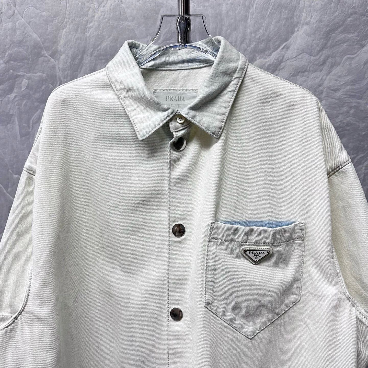 Prada prada washed pocket triangle denim short sleeve shirt Size US XL / EU 56 / 4 - 2 Thumbnail