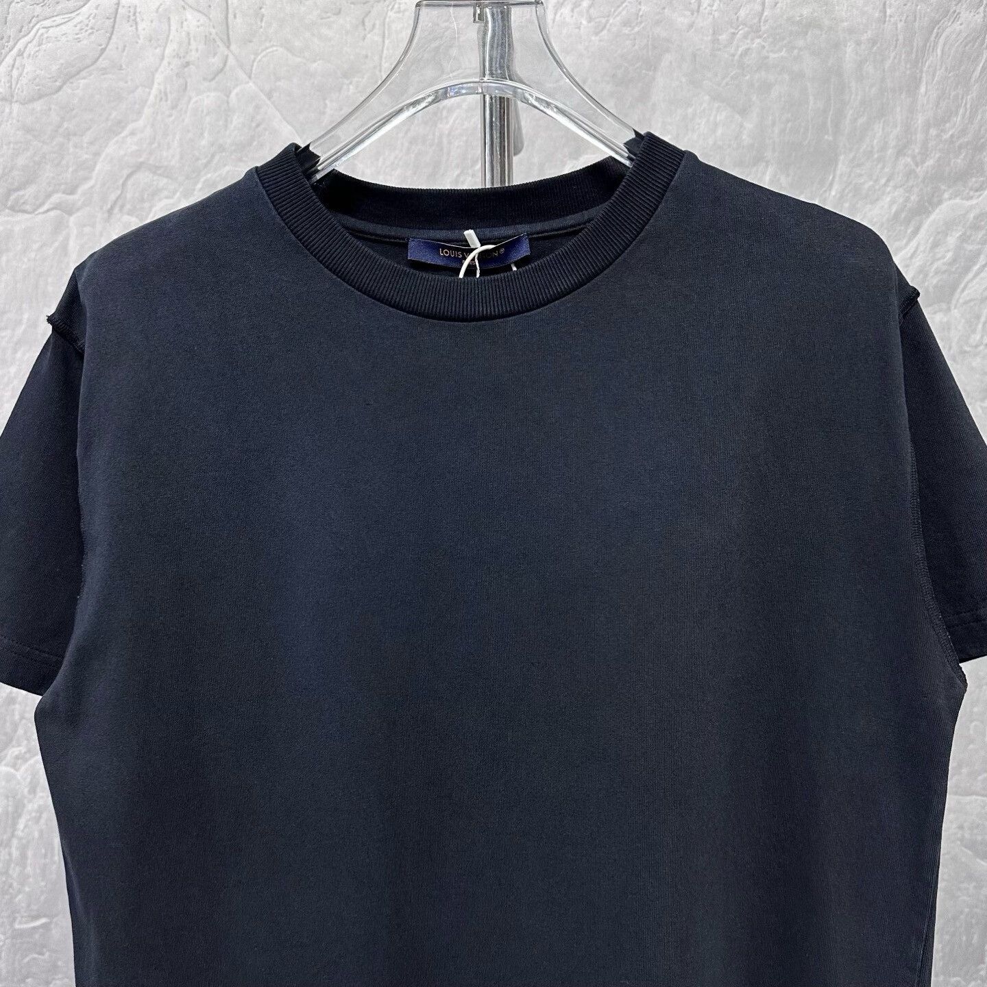 Louis Vuitton louis vuitton short sleeve t-shirt size s Size US S / EU 44-46 / 1 - 2 Thumbnail