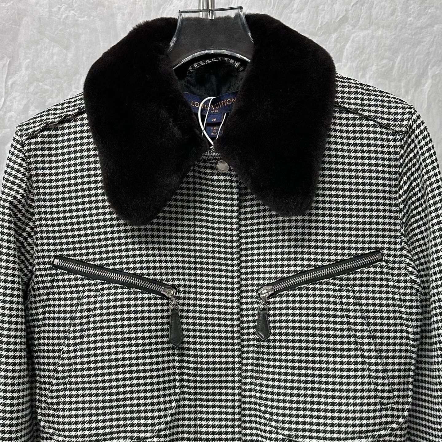 Louis Vuitton louis vuitton houndstooth zip wool jacket Size M / US 6-8 / IT 42-44 - 2 Thumbnail
