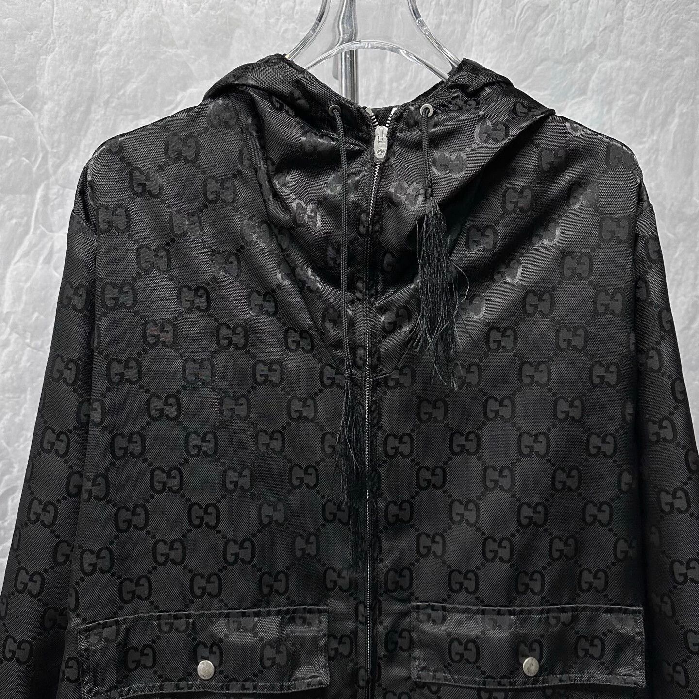 Gucci gucci off the grid black hooded jacket Size US M / EU 48-50 / 2 - 2 Thumbnail